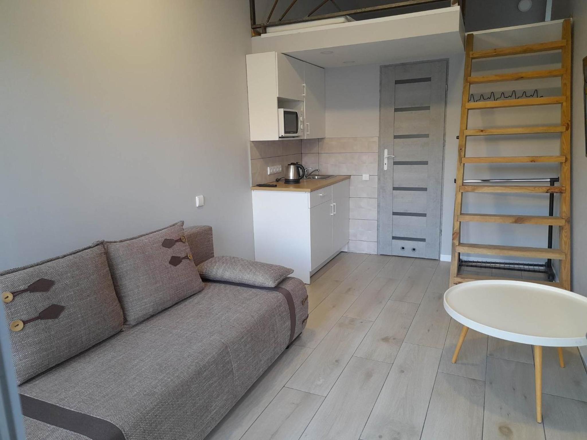 One-Bedroom Apartment - Photo 4