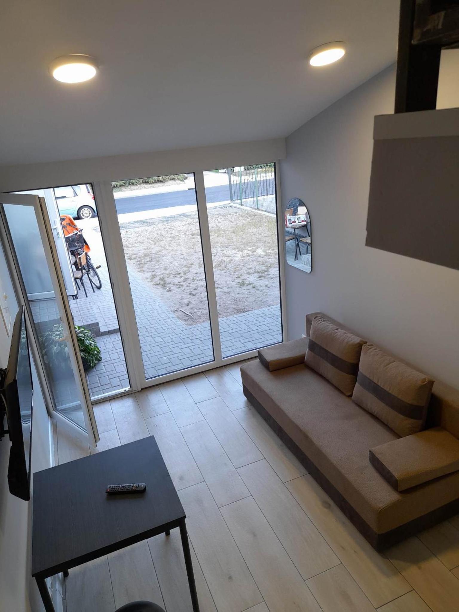 One-Bedroom Apartment - Photo 7