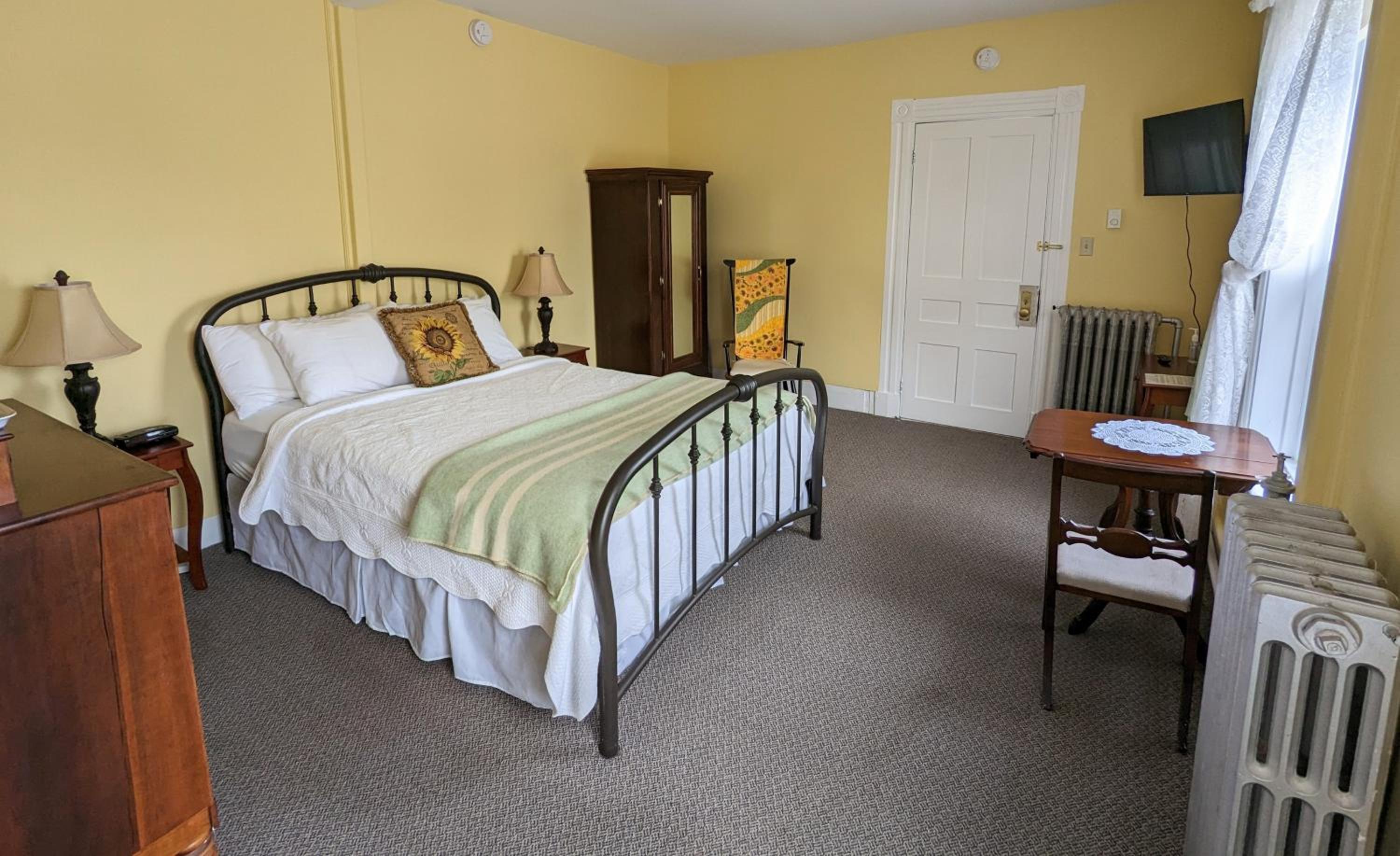 Deluxe Double Room photo 2