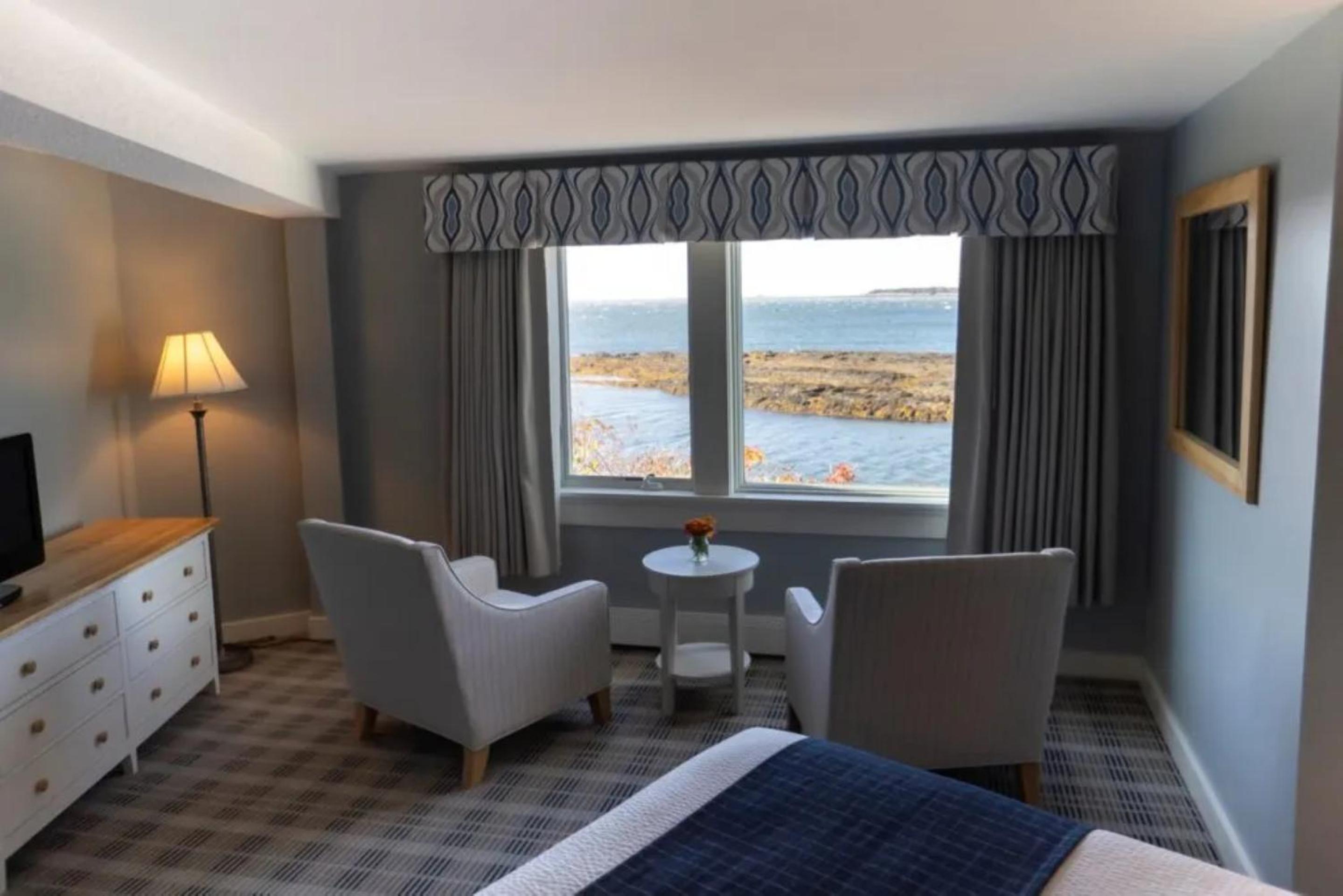 Lighthouse Queen Room - Photo 4