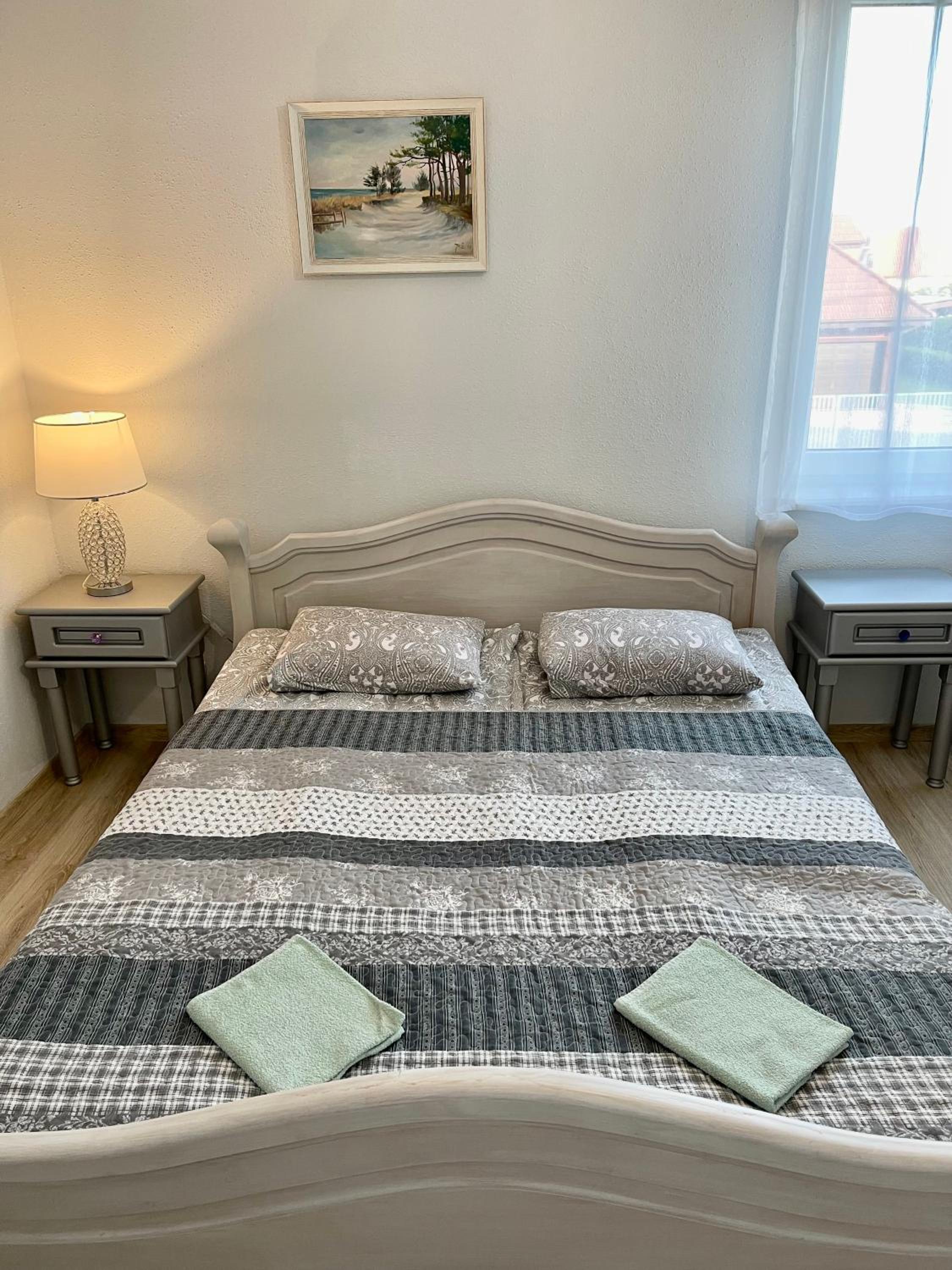 Deluxe King Room photo 1