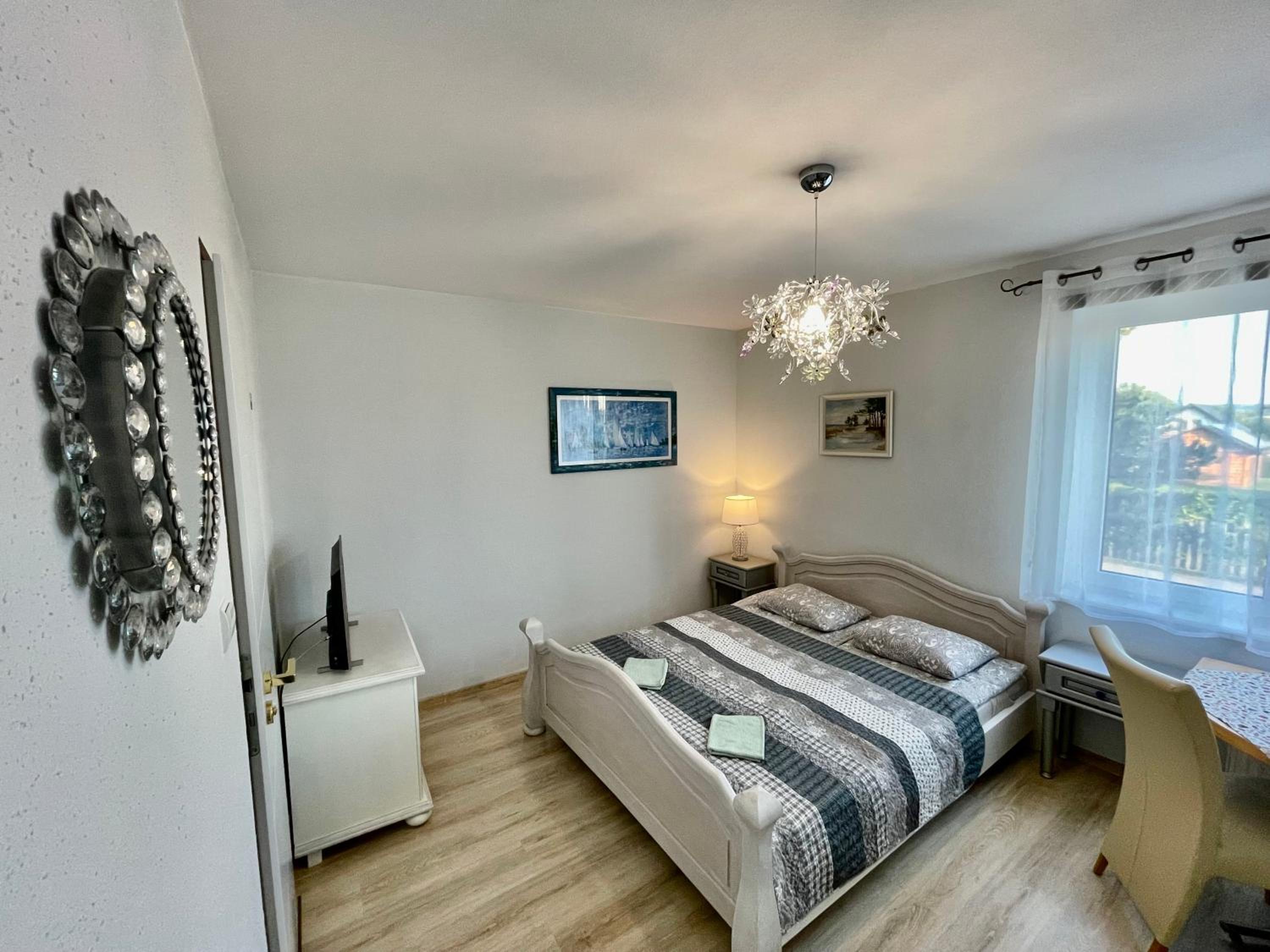 Deluxe King Room photo 3