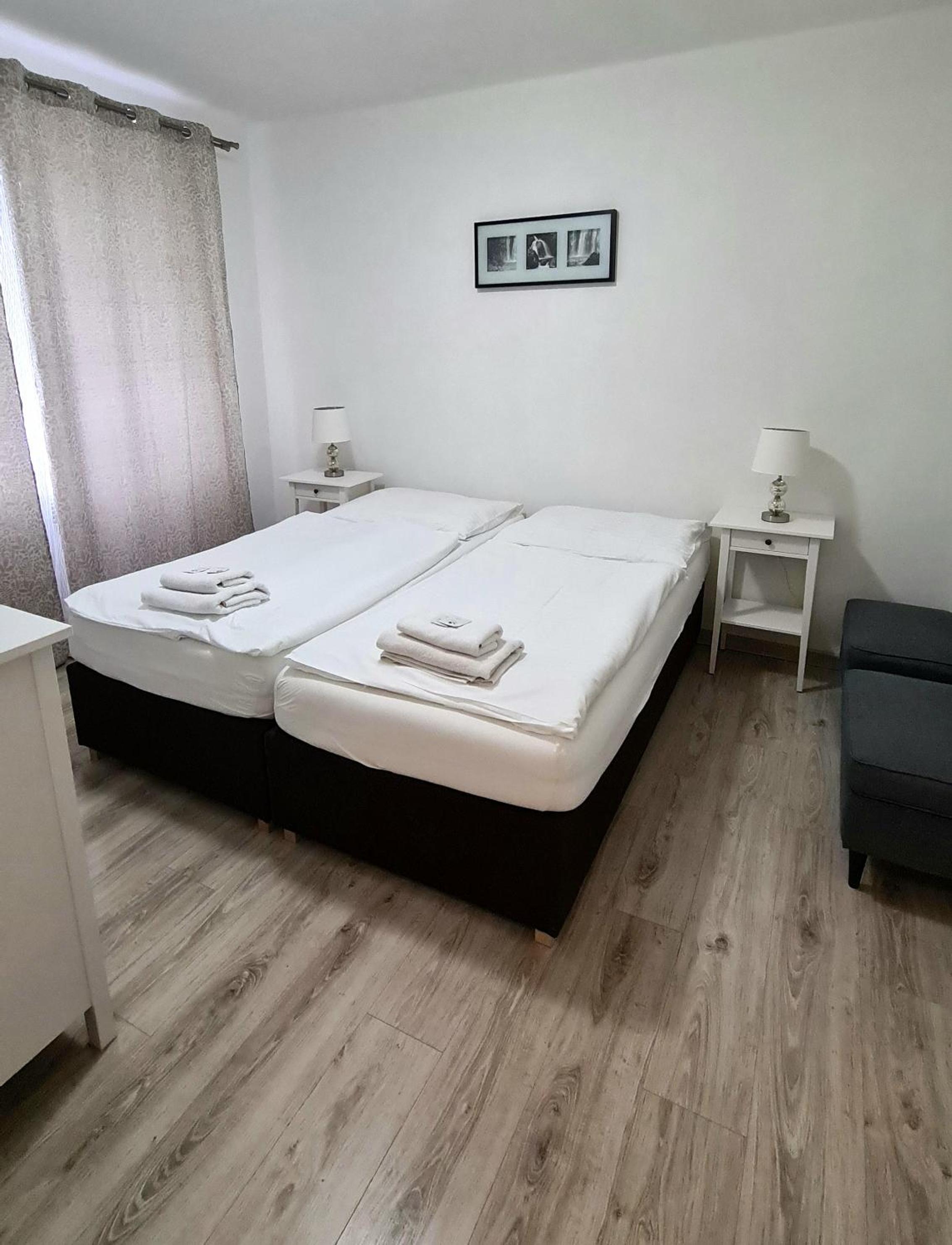 Double or Twin Room - Photo 5