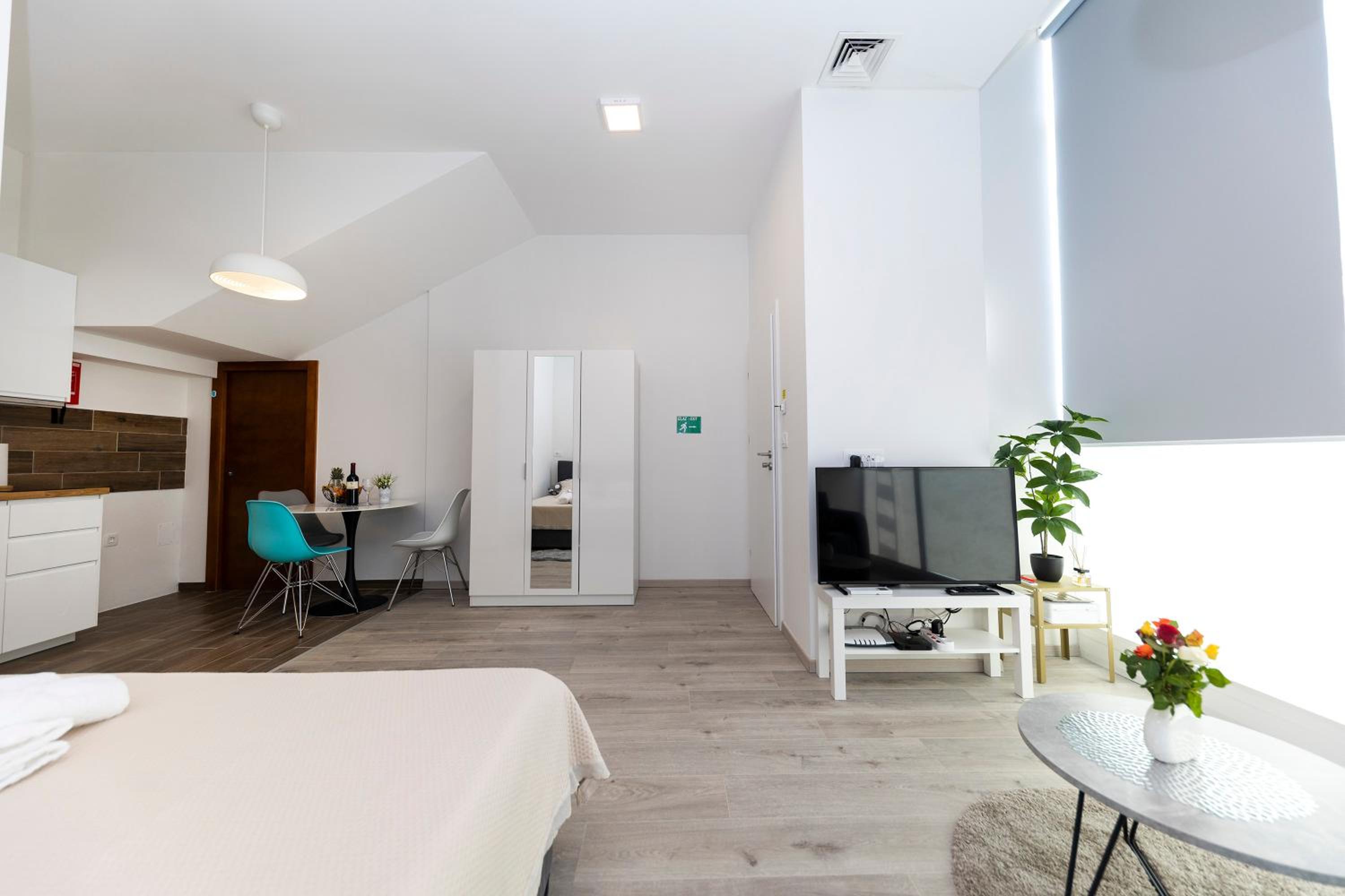King Studio with Sofa Bed photo 1
