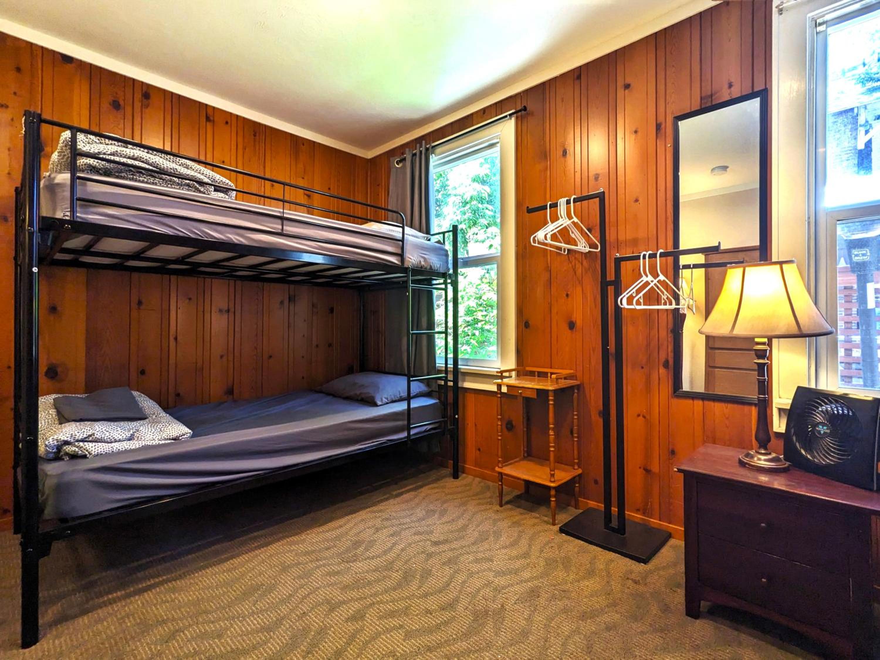 Bed in 4-Bed Female Dormitory Room photo 1