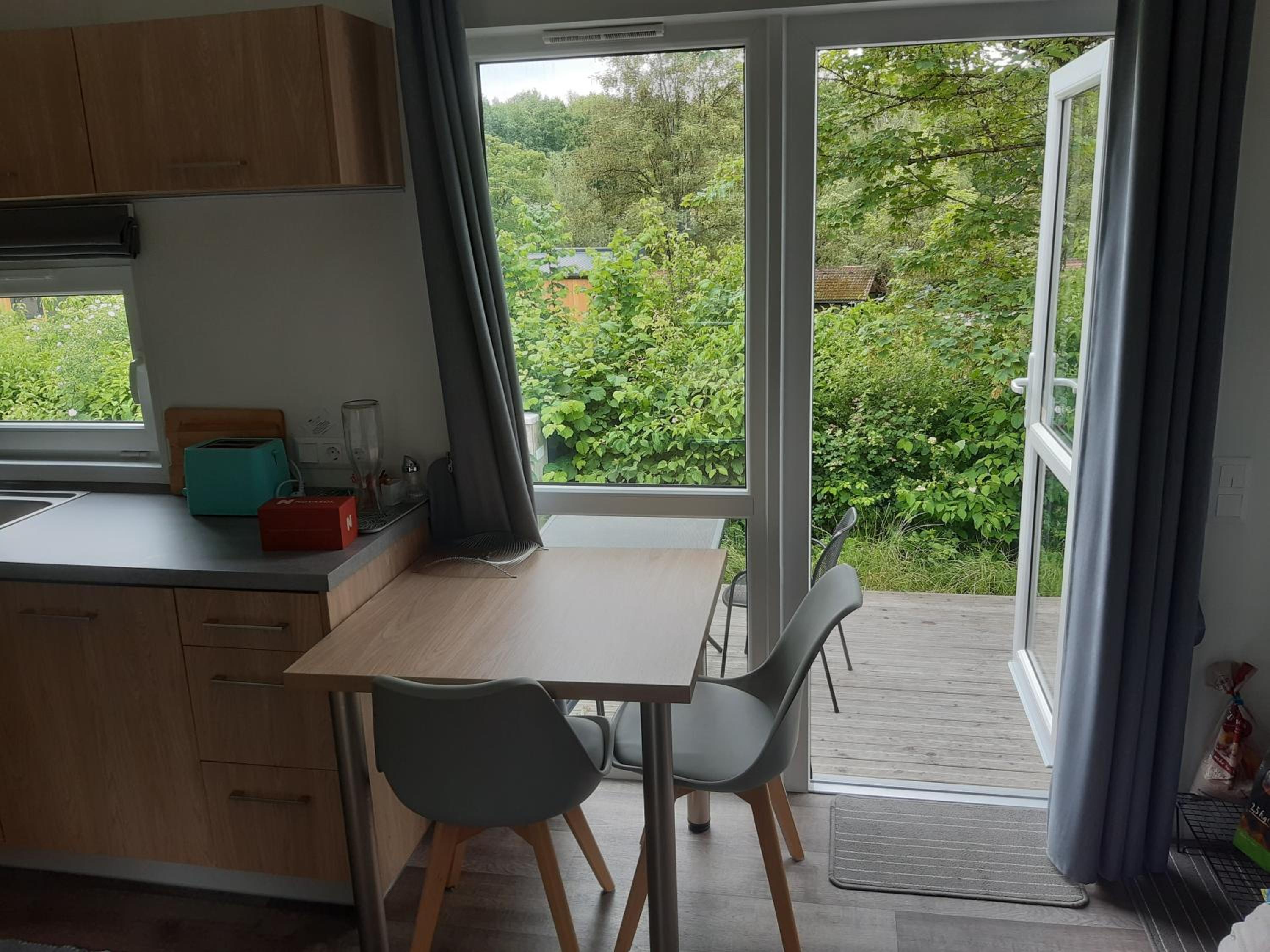 One-Bedroom House photo 2