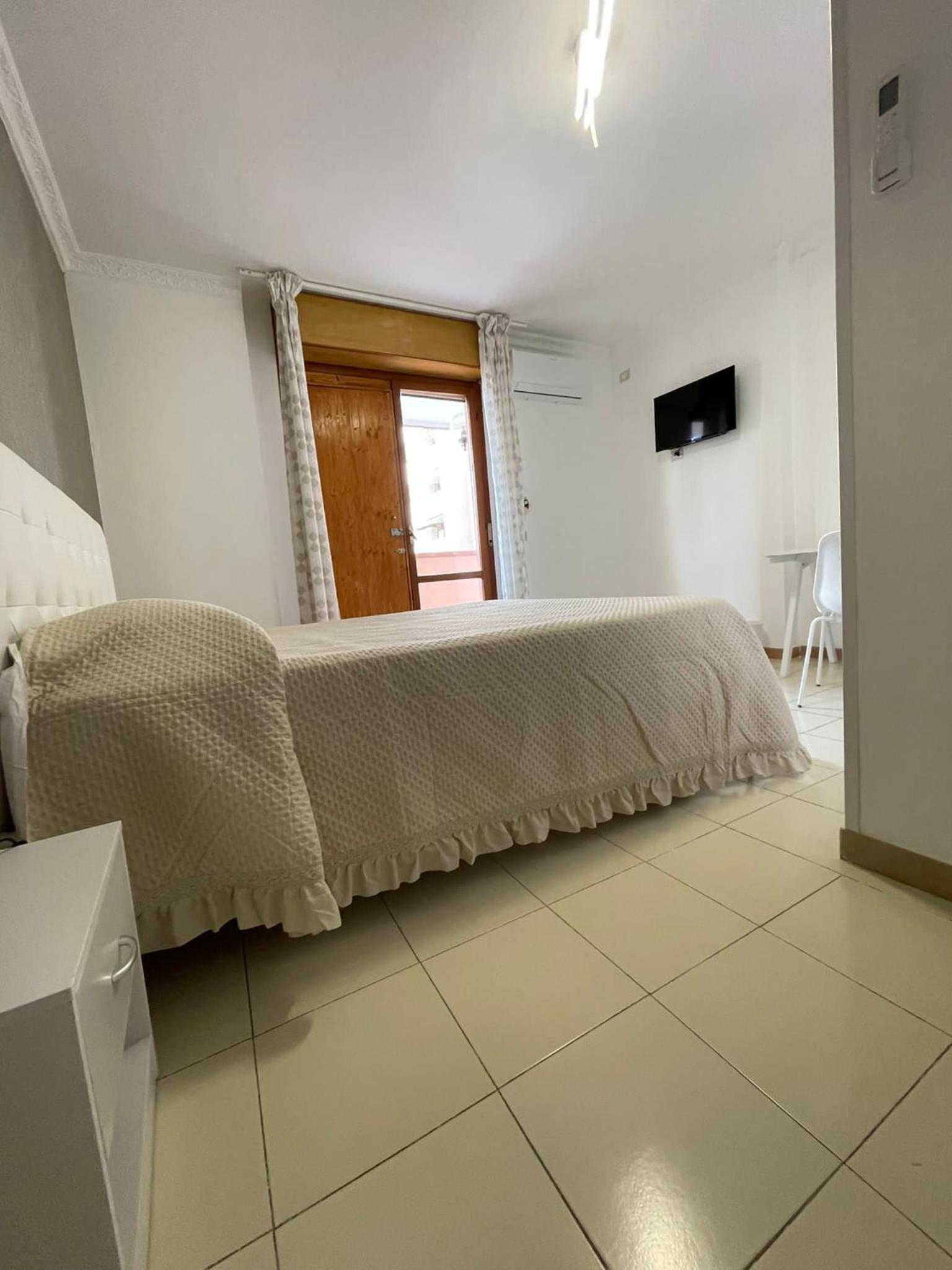 Large Double Room