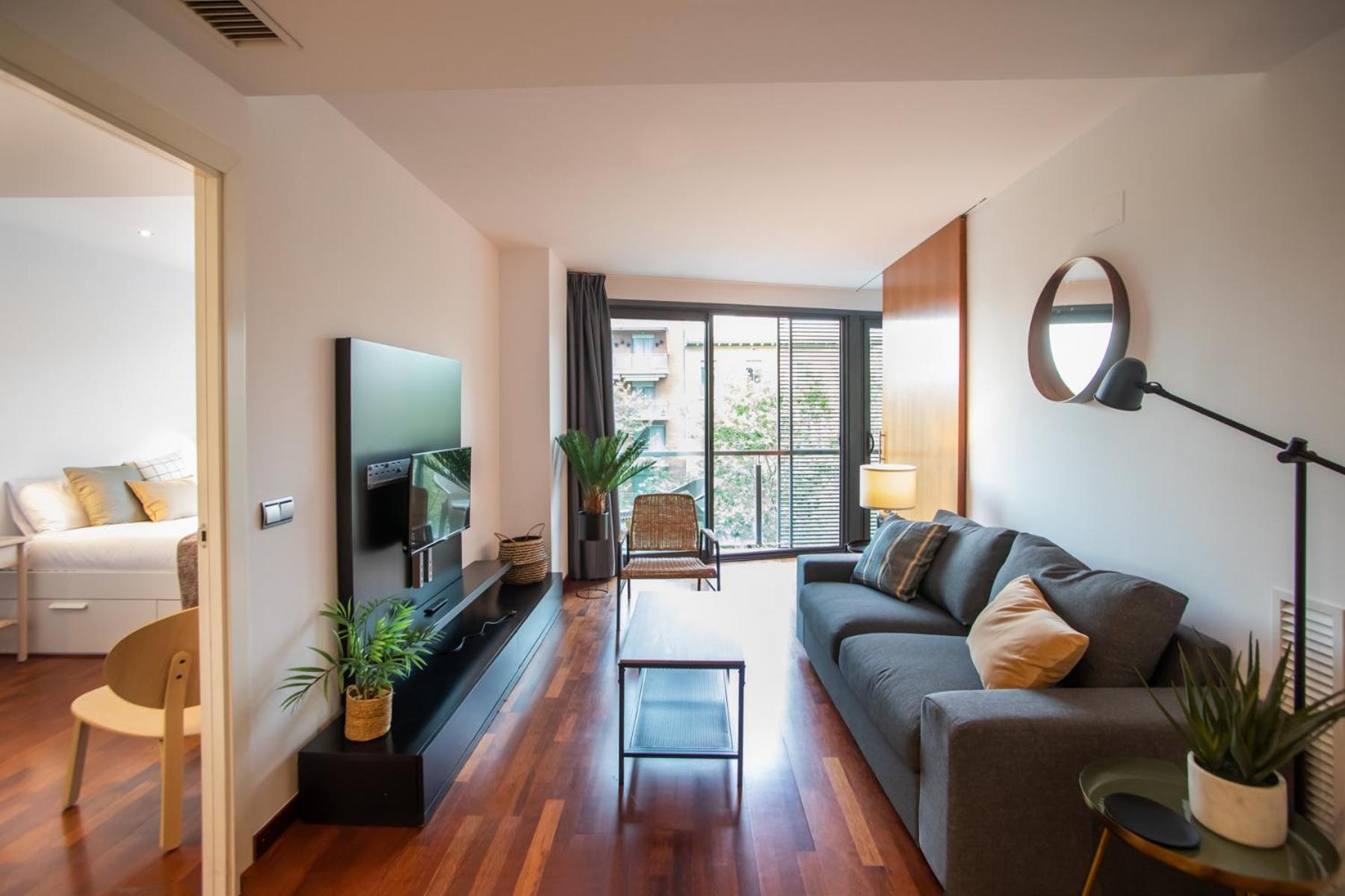 Apartment photo 2