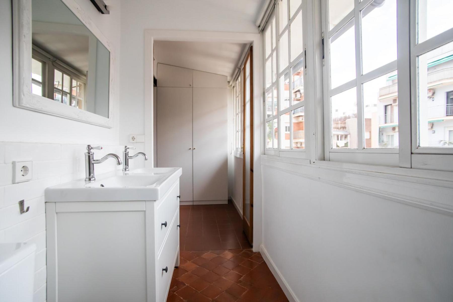 Apartment with Terrace photo 3