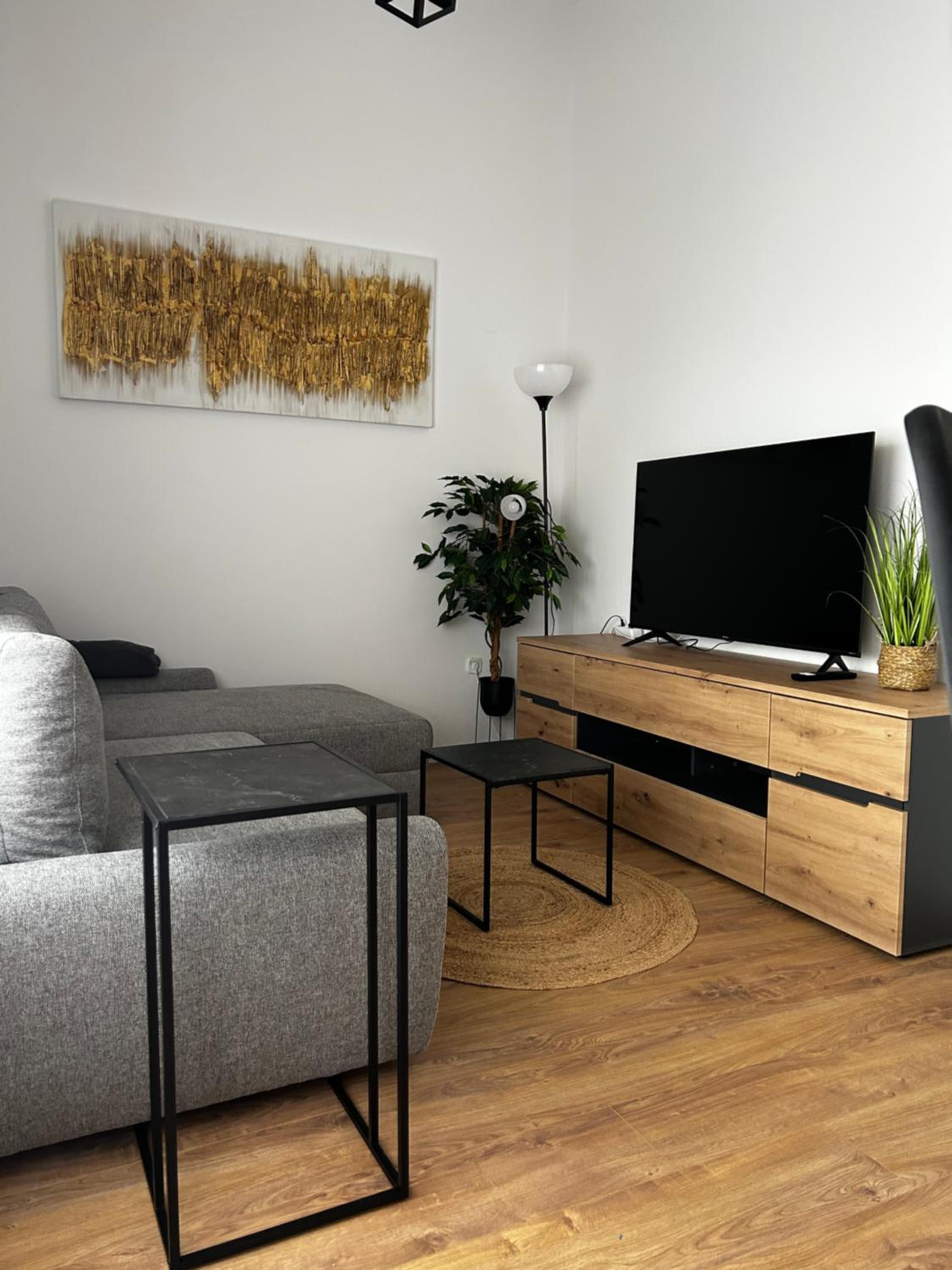 Two-Bedroom Apartment photo 2