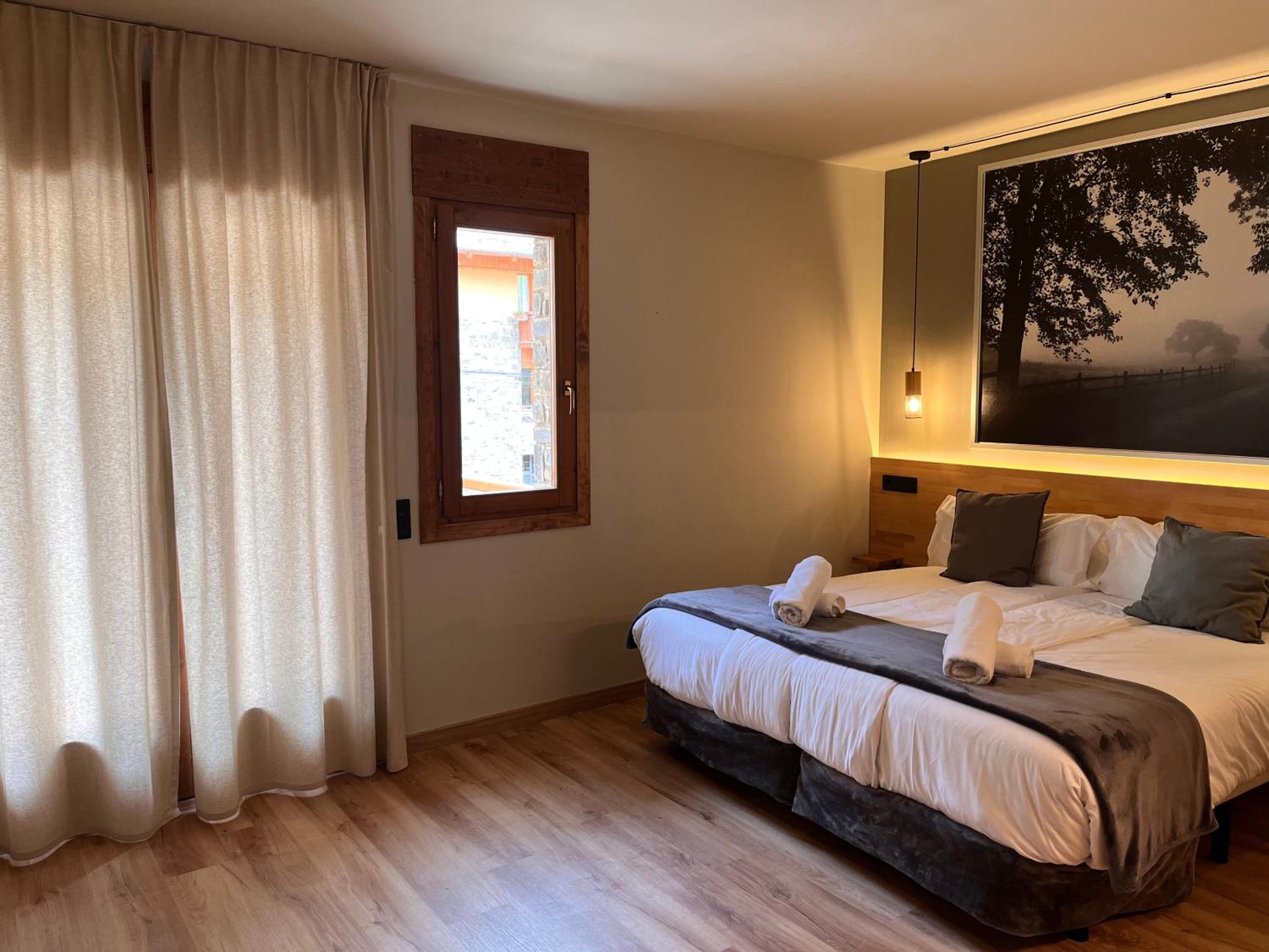 Double Room with Balcony - Photo 2