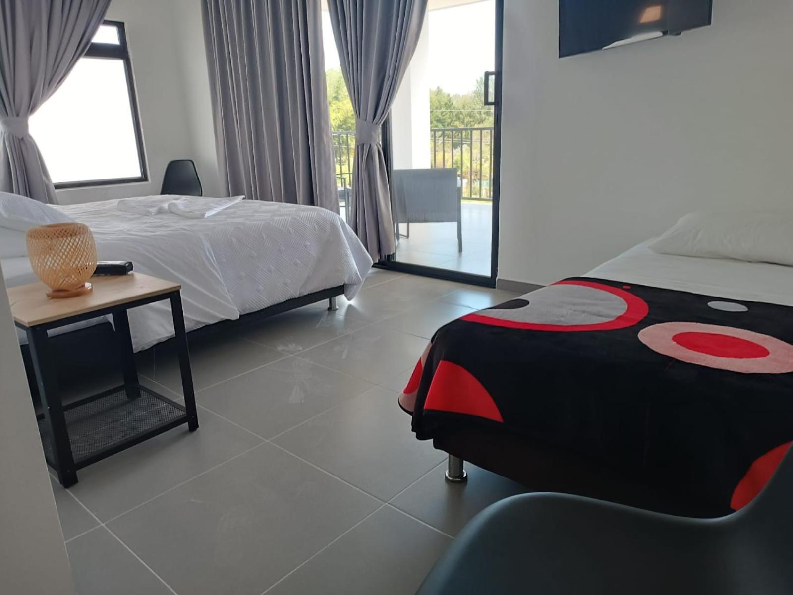 Deluxe Suite With Spa Bath photo 2
