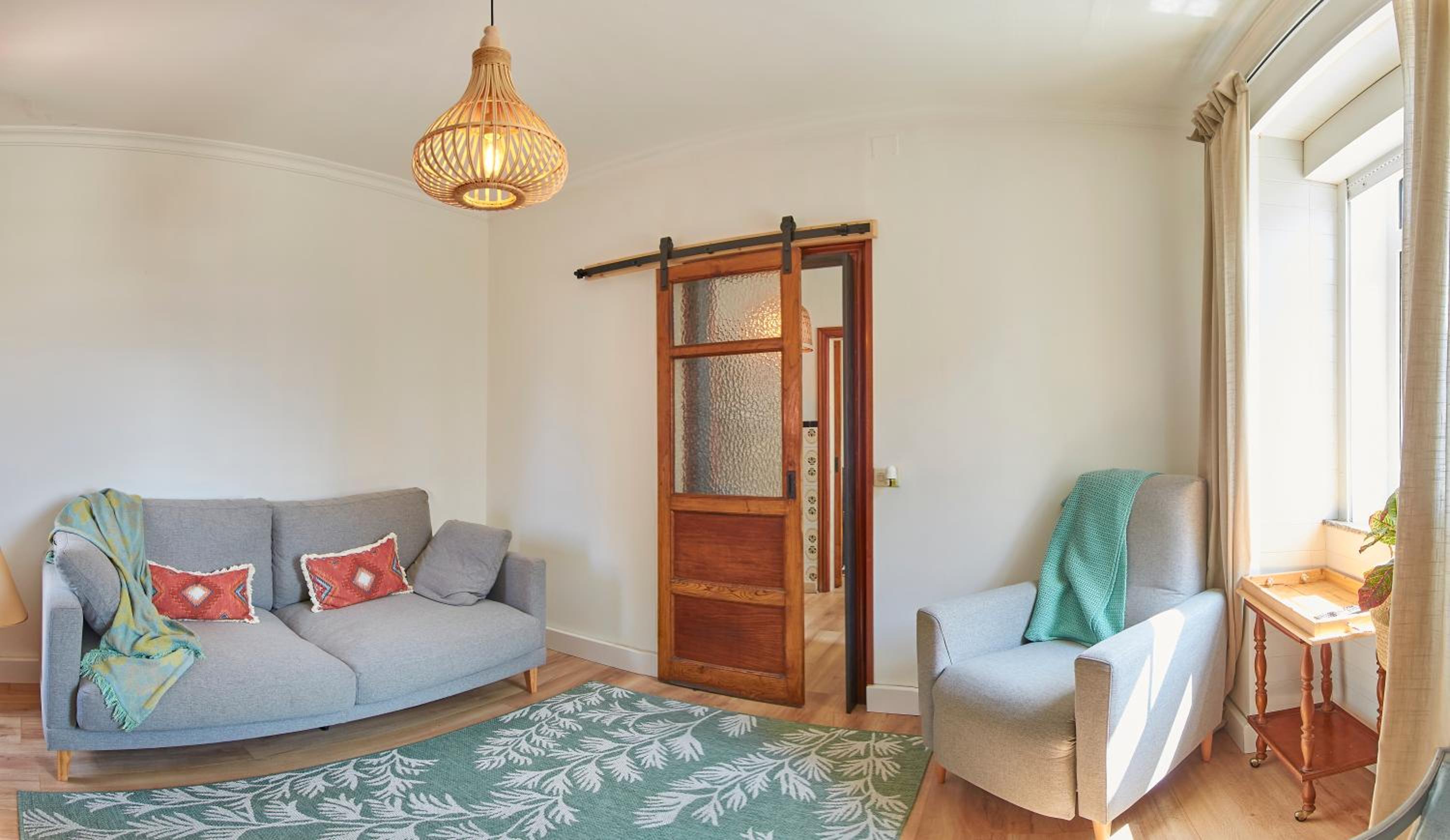 Casa de cuatro habitaciones