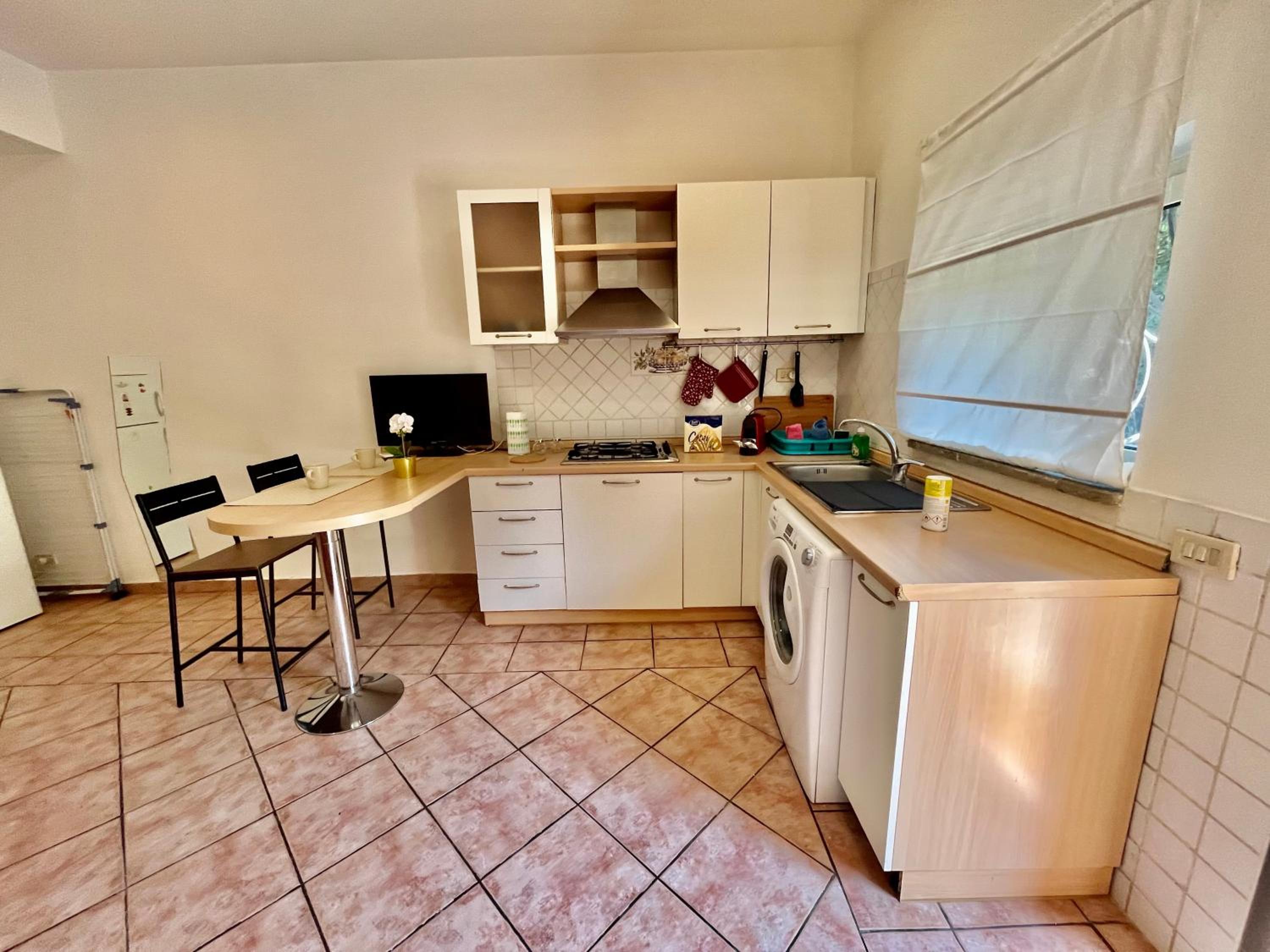 Large Double Room photo 1