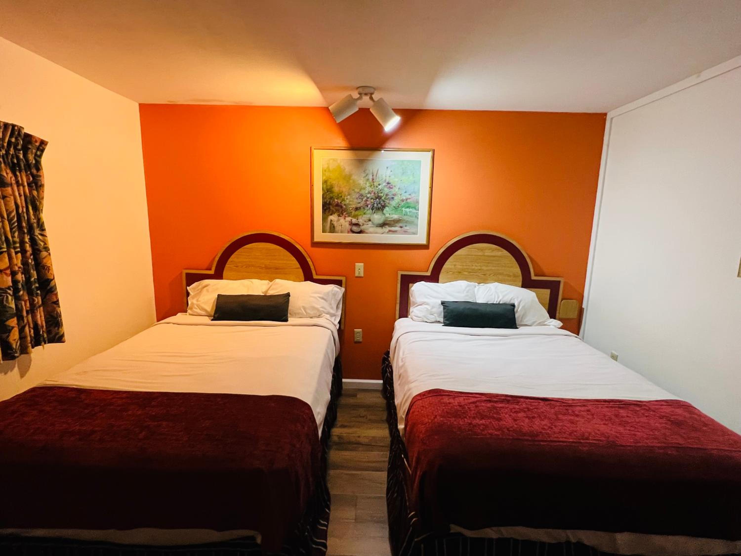 Double Room with Two Double Beds photo 1