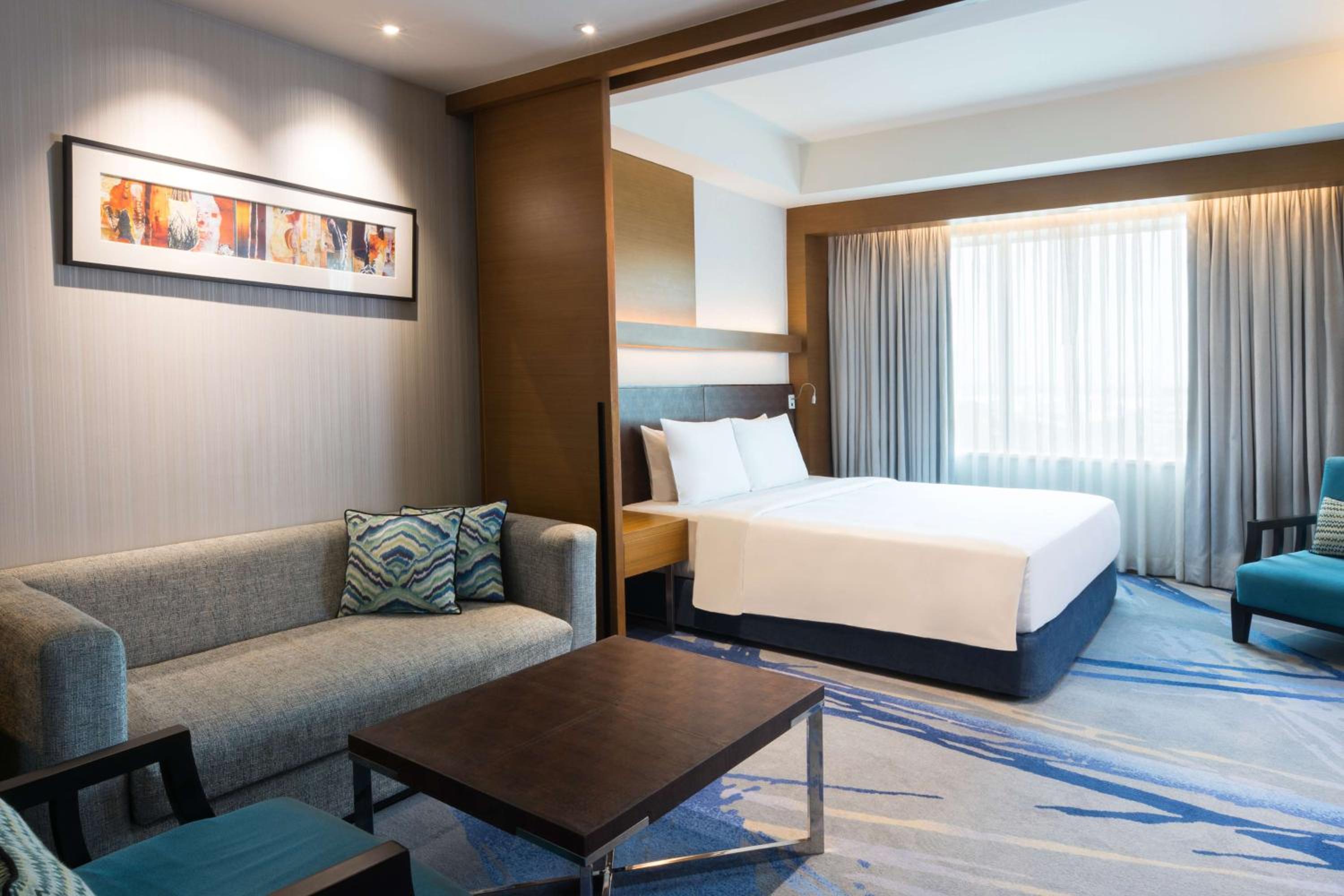 Junior Suite with Lounge access - Photo 3