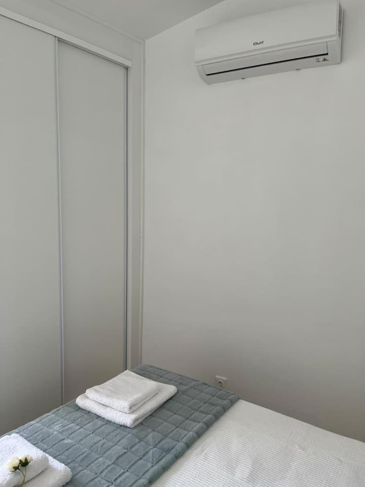 One-Bedroom House photo 3