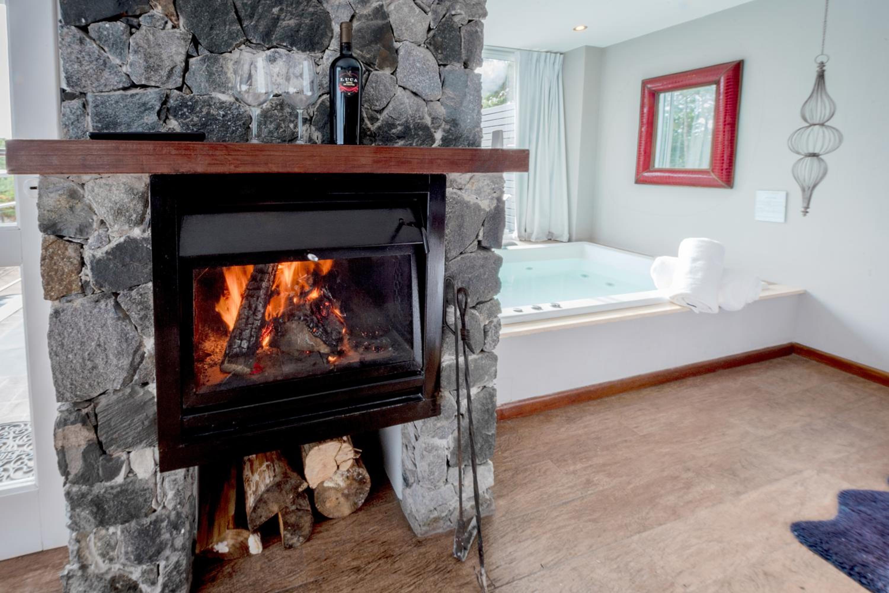 Studio with Spa Bath