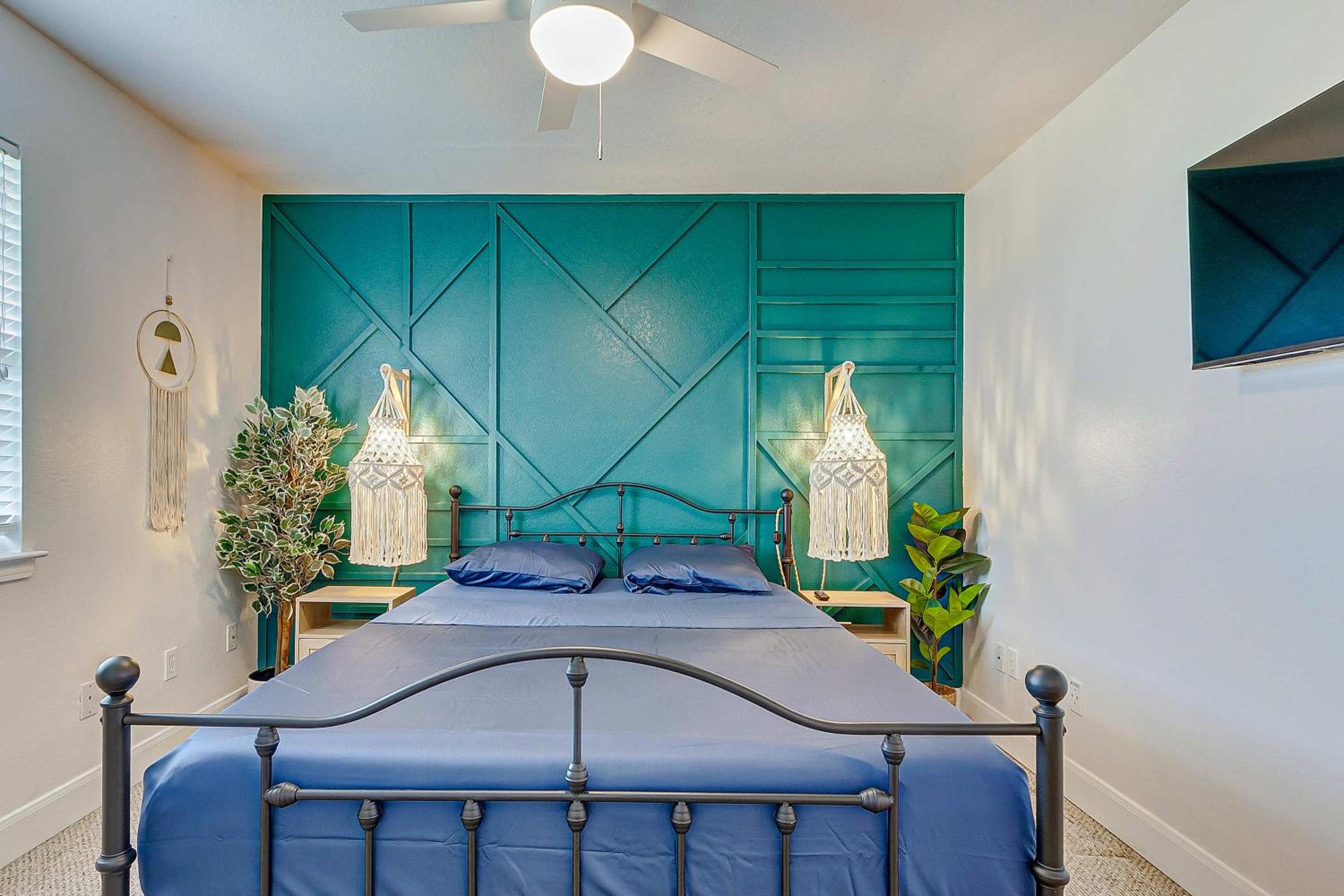 Three-Bedroom House photo 1