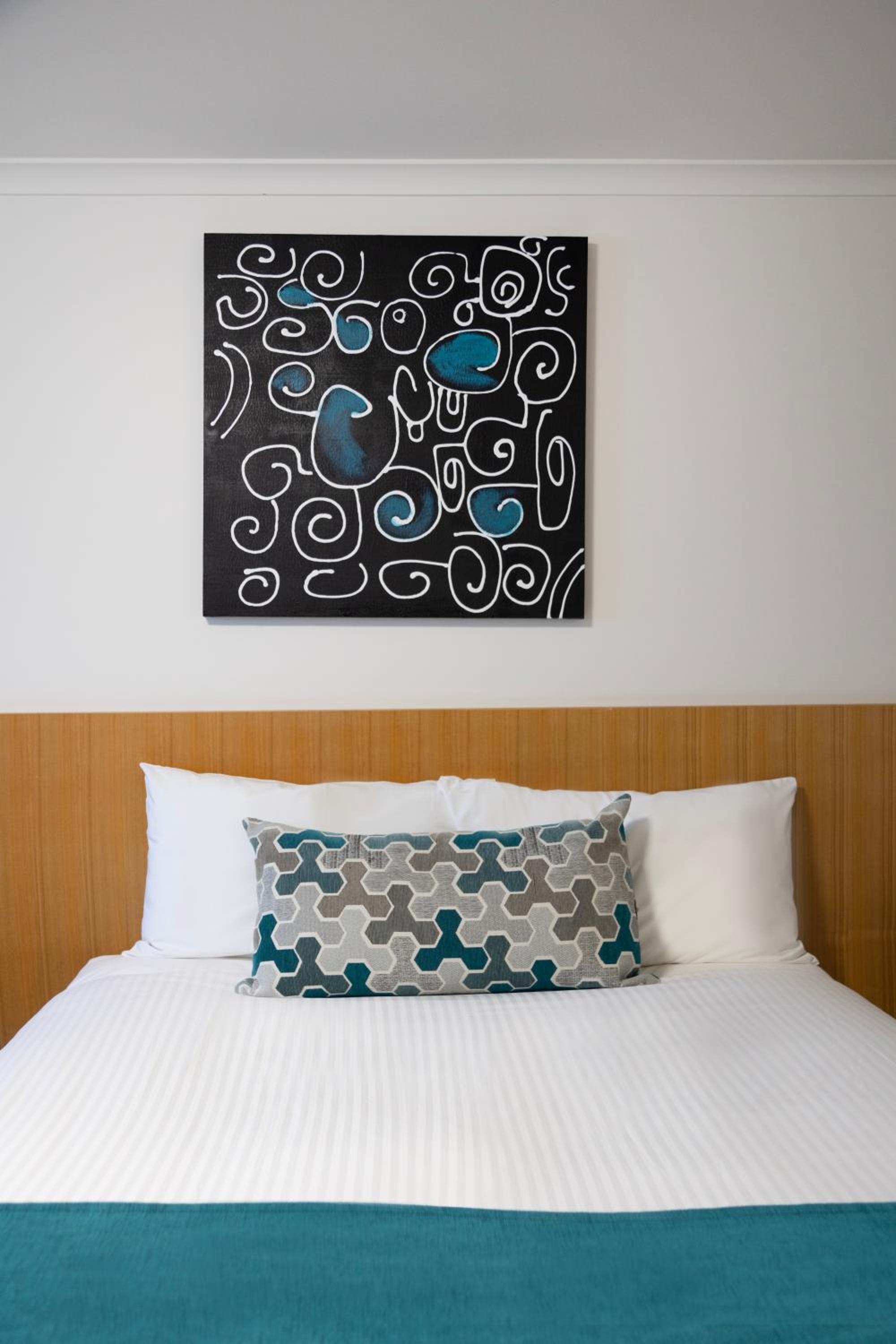 Classic Queen Room