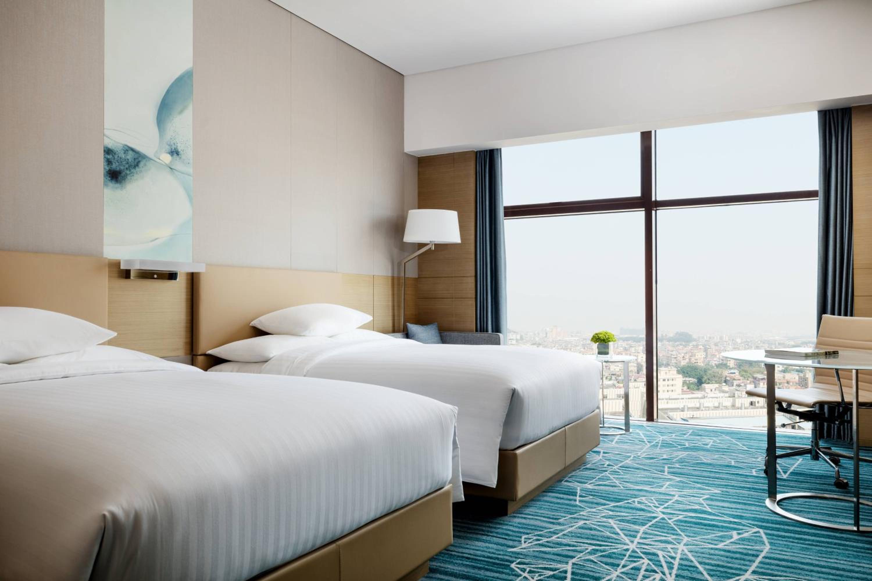 Deluxe Twin Room photo 2