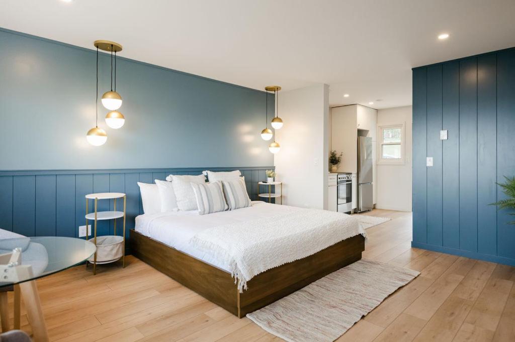 King Room with Lake View