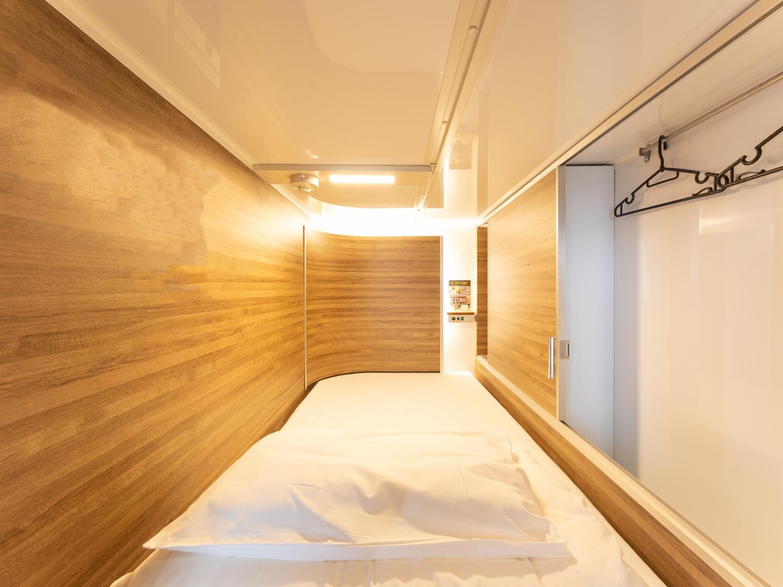 Luxury Female Room - Non-Smoking photo 3