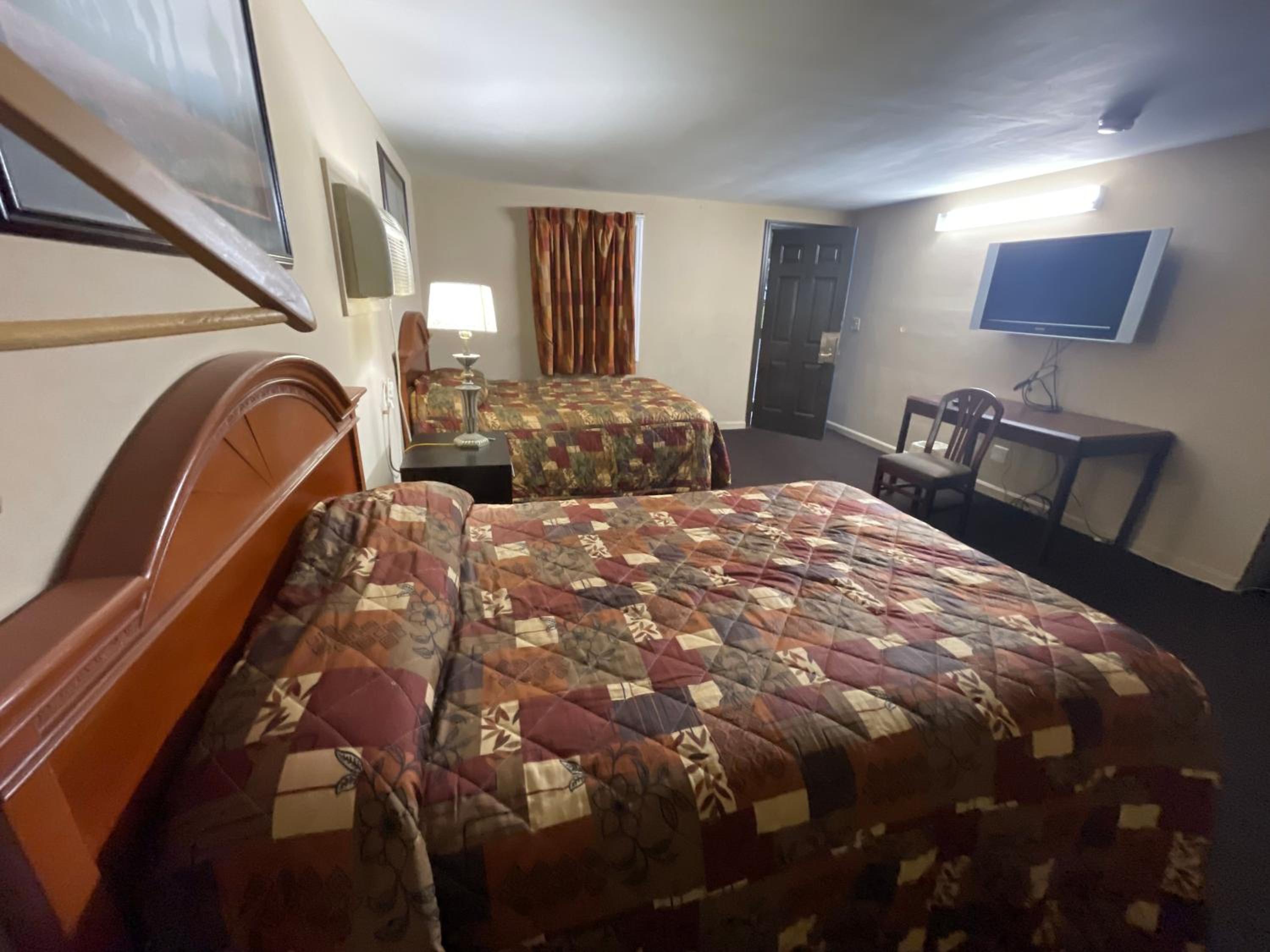 Standard Double Room - Photo 5