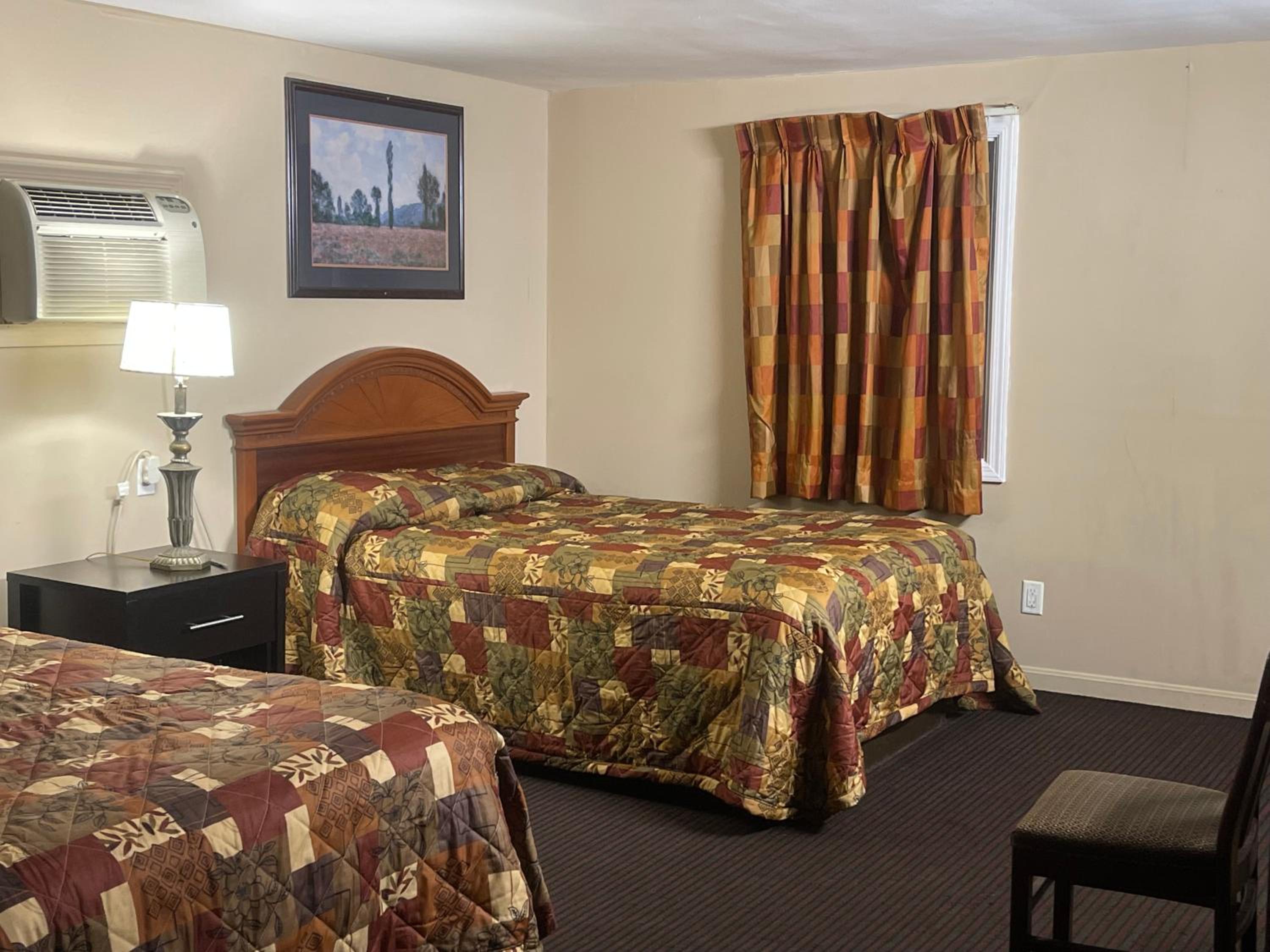 Standard Double Room - Photo 9