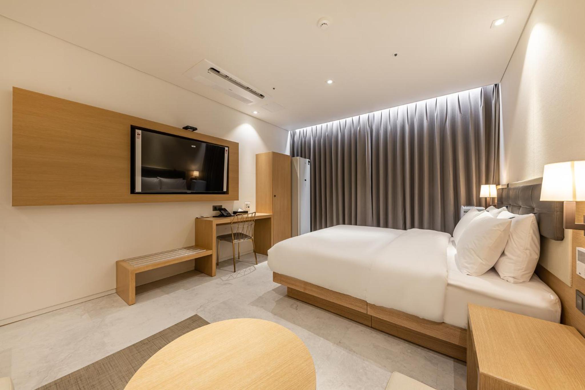 Deluxe Double Room photo 2