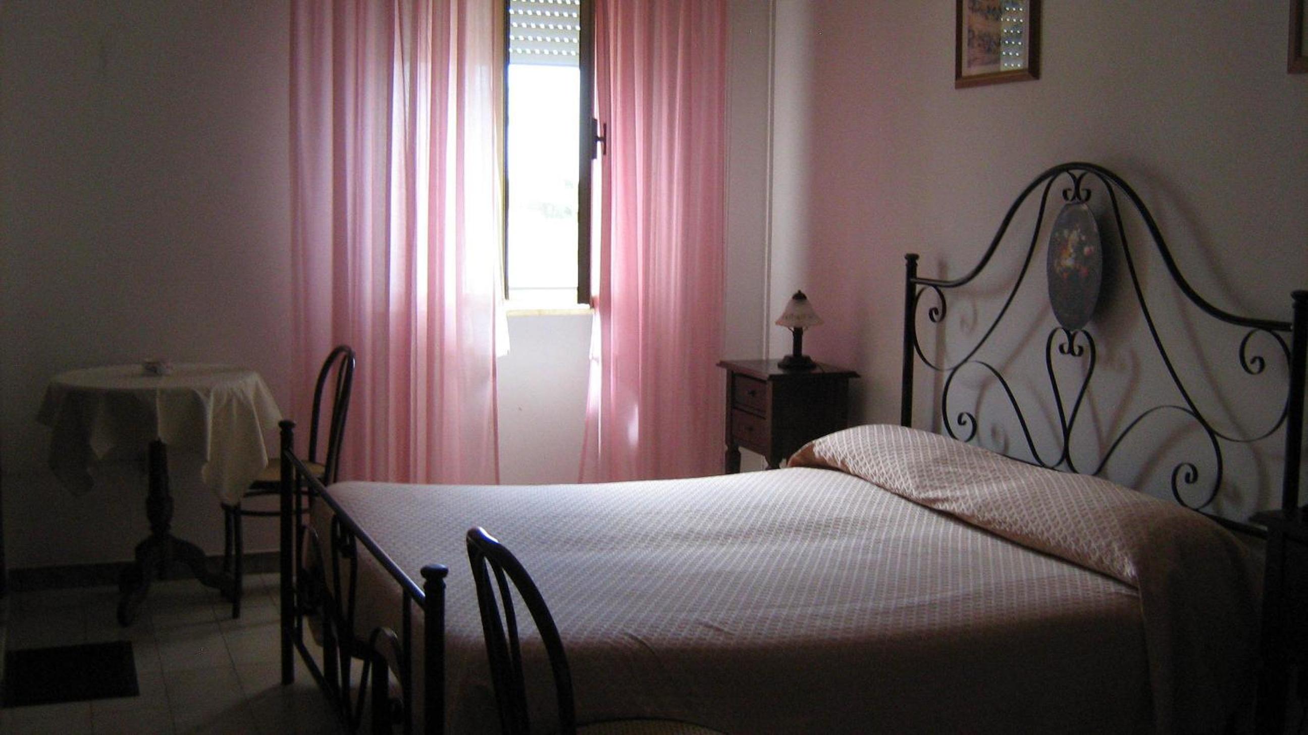 Triple Room - Photo 40