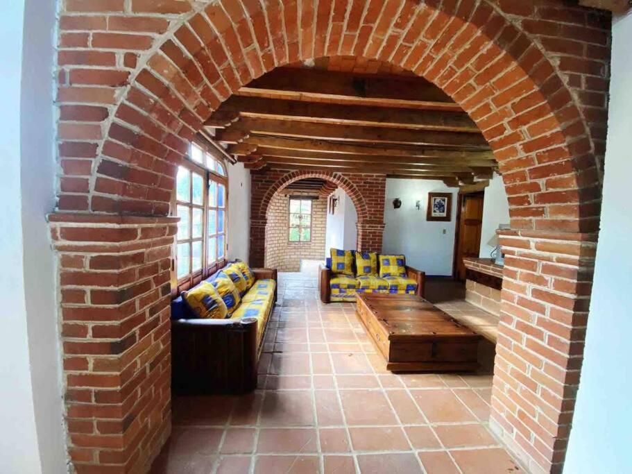 Four-Bedroom House photo 2