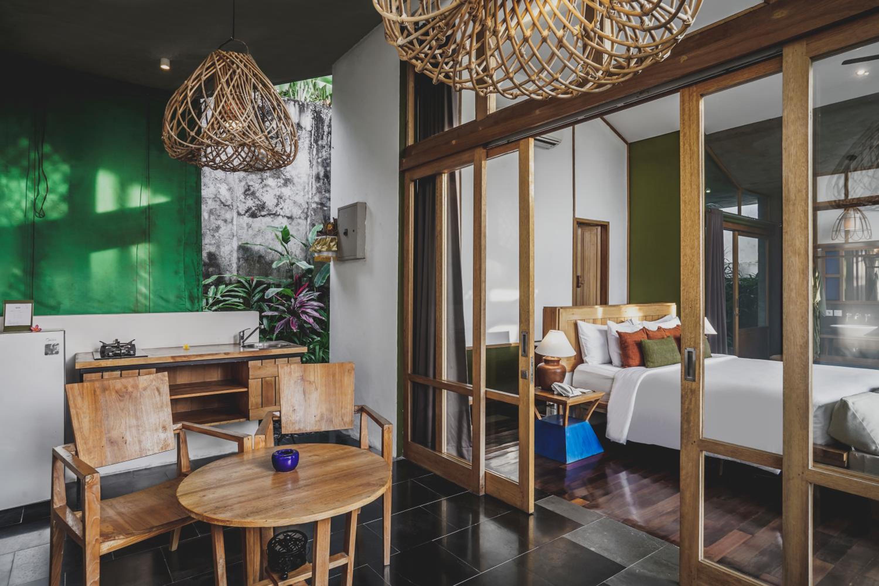 One-Bedroom Royal Pool Villa with Free Benefit