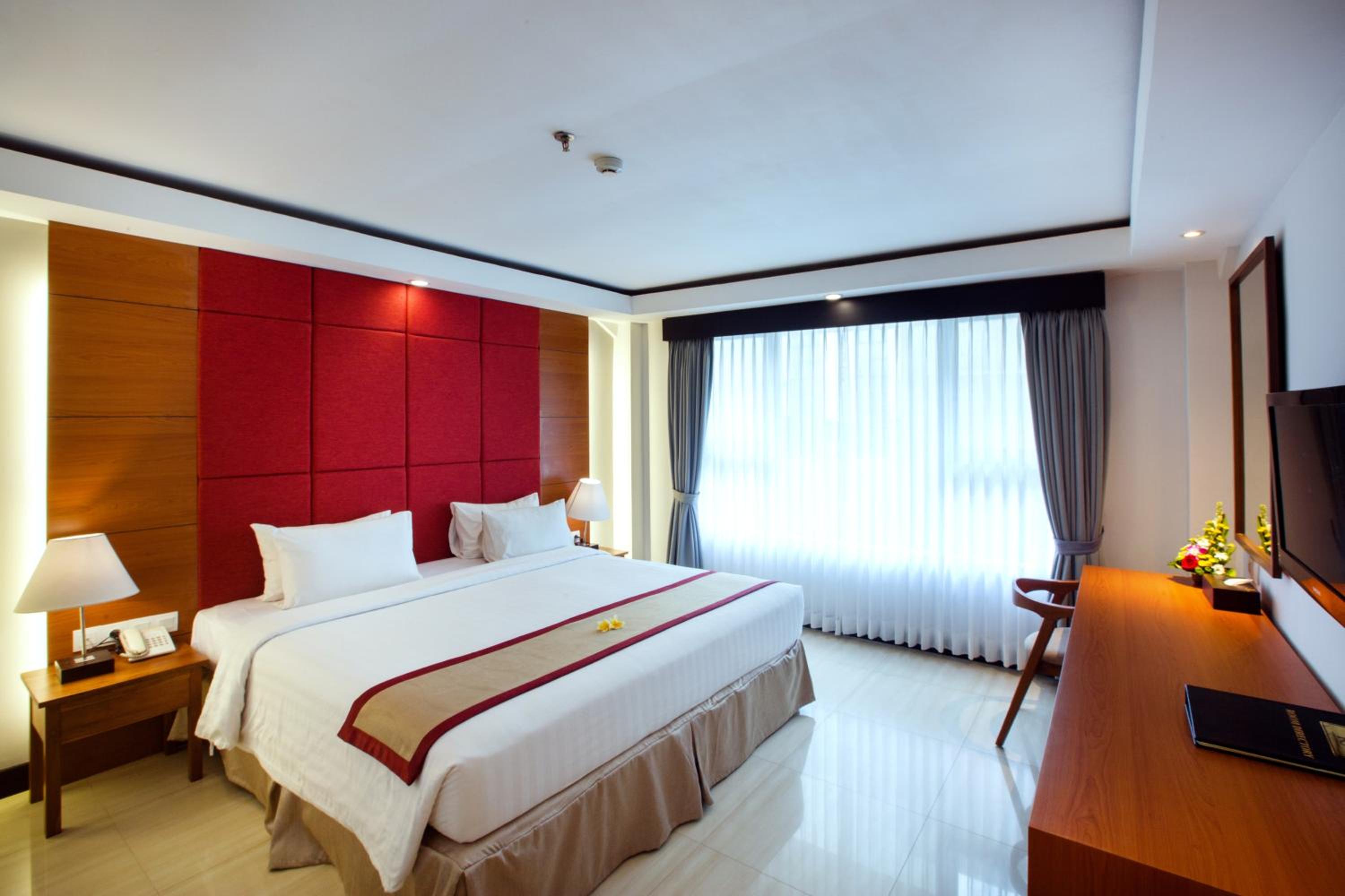 Deluxe Double with City View - Photo 1