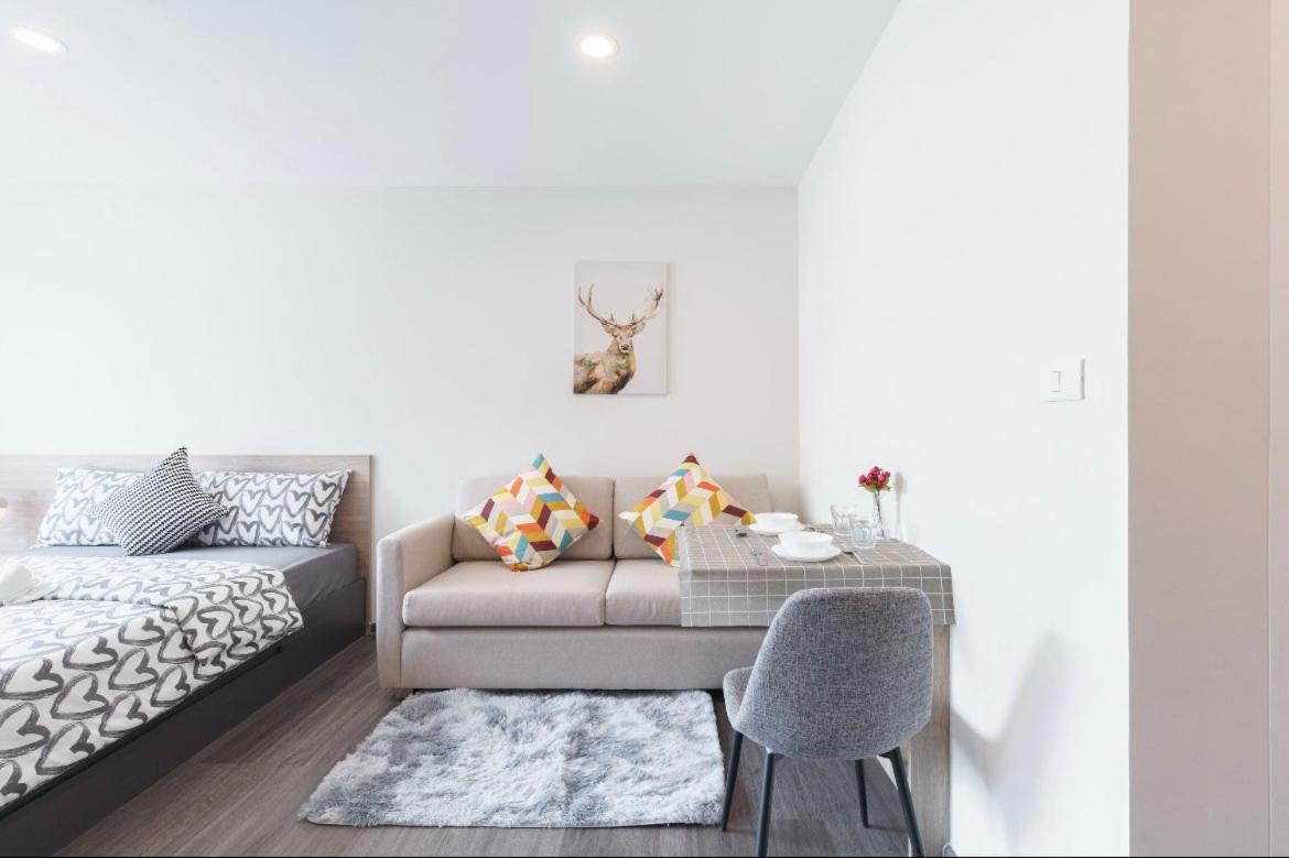 Studio Apartment photo 3