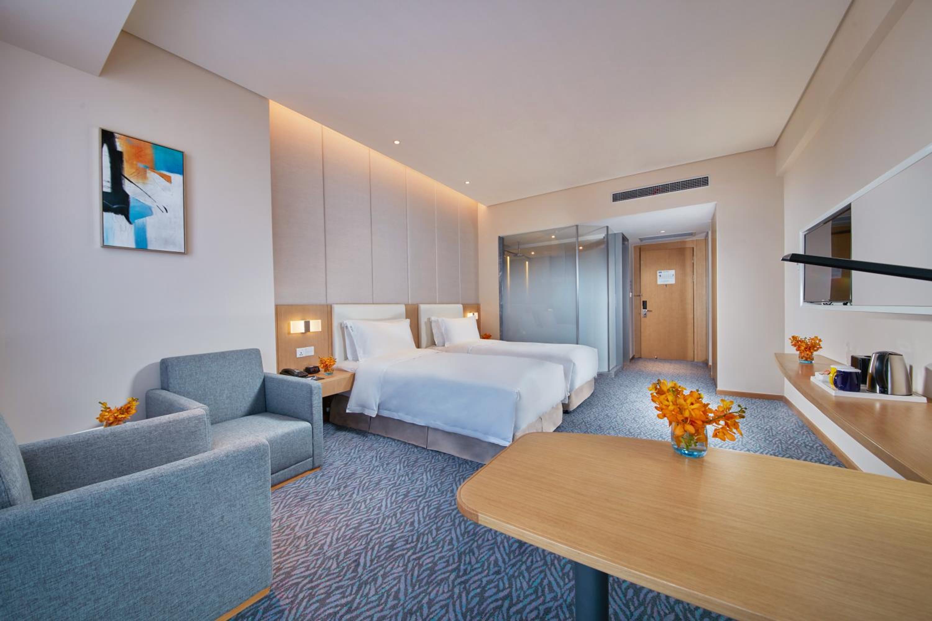 Standard Room with Three Single Beds - Smoking photo 1