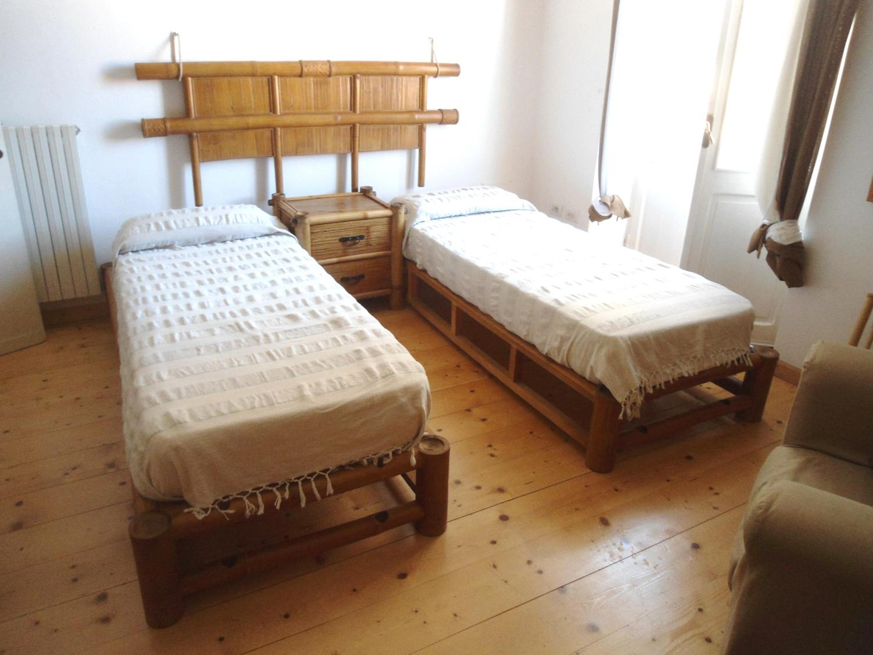 Twin Room with City View photo 1