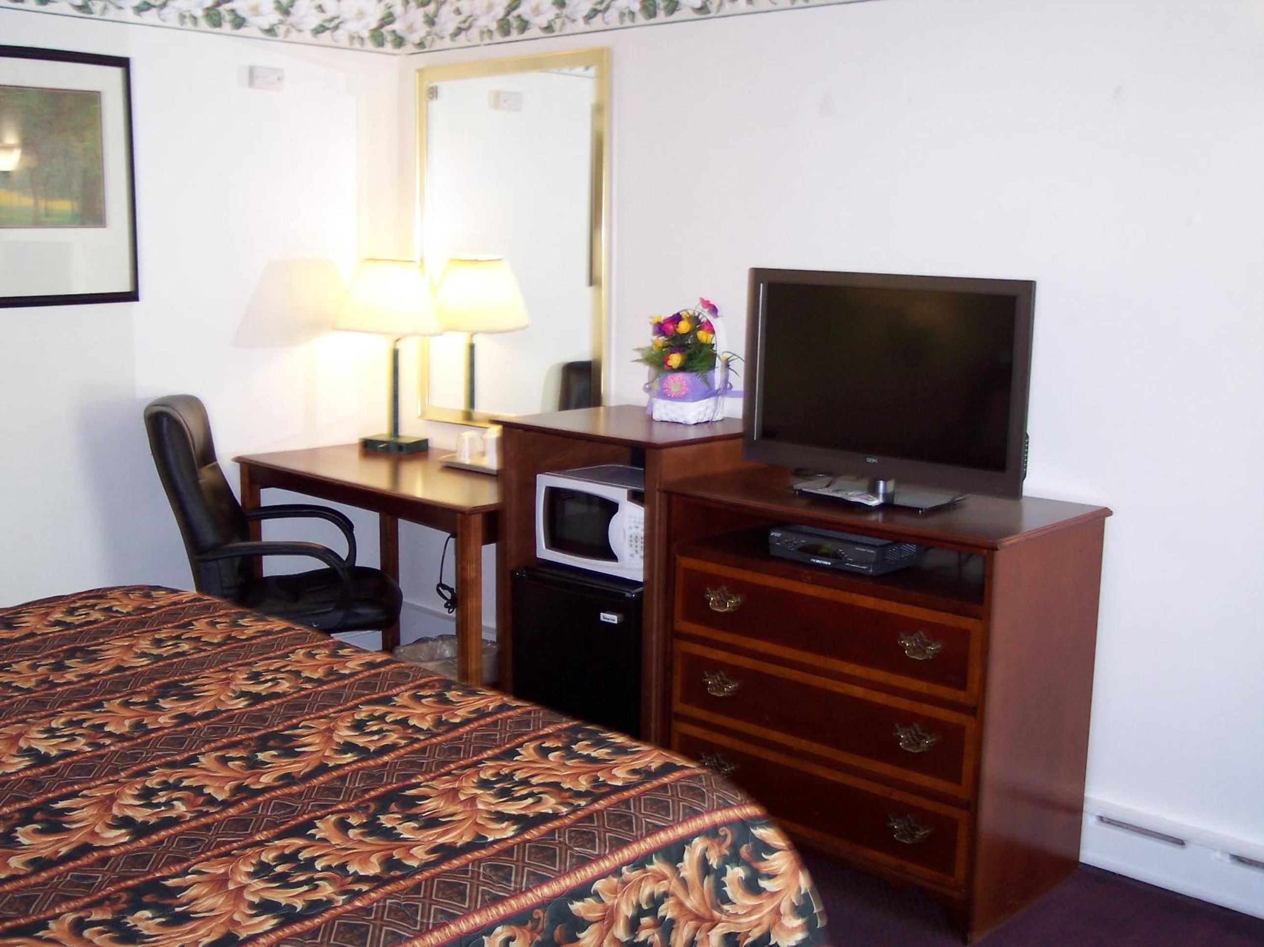 Queen Room photo 3