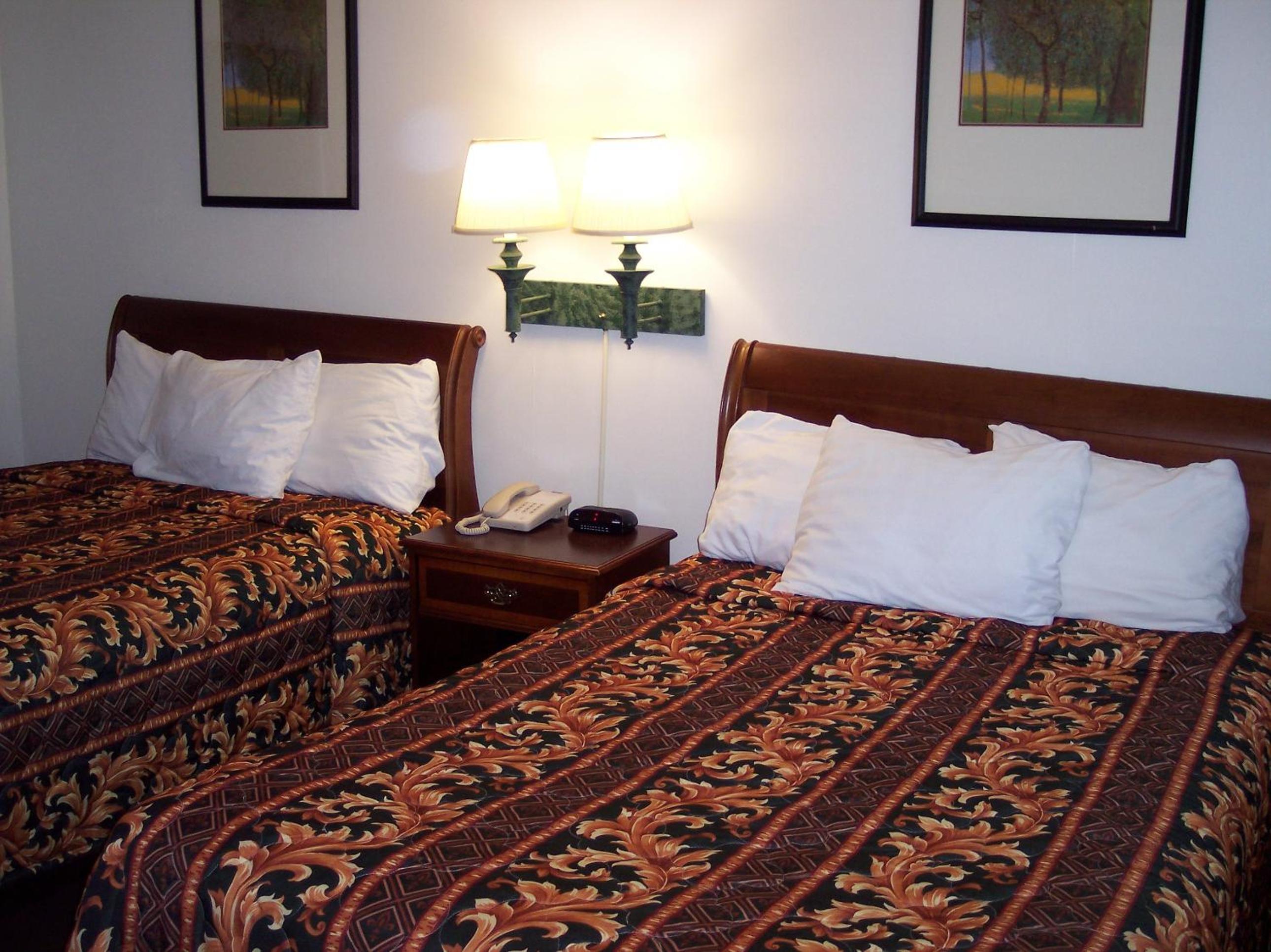 Double Room with Two Double Beds photo 2