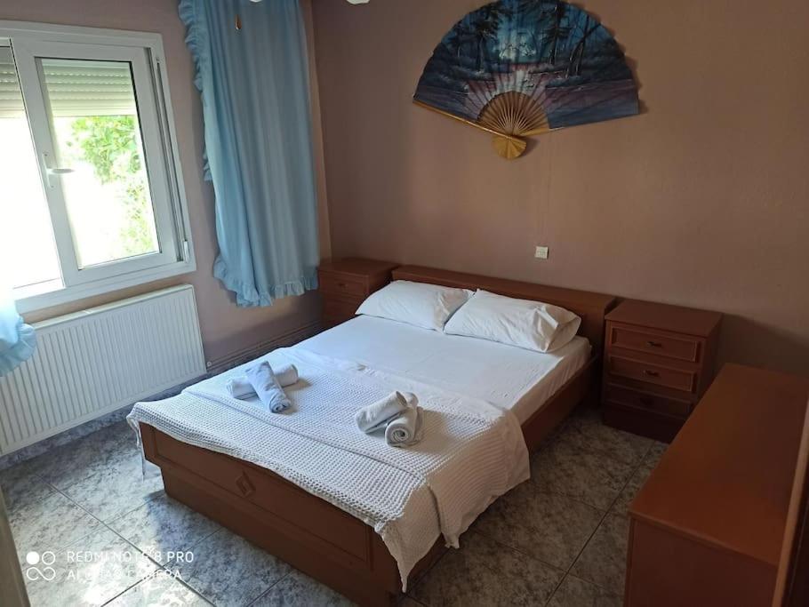 Two-Bedroom House photo 3