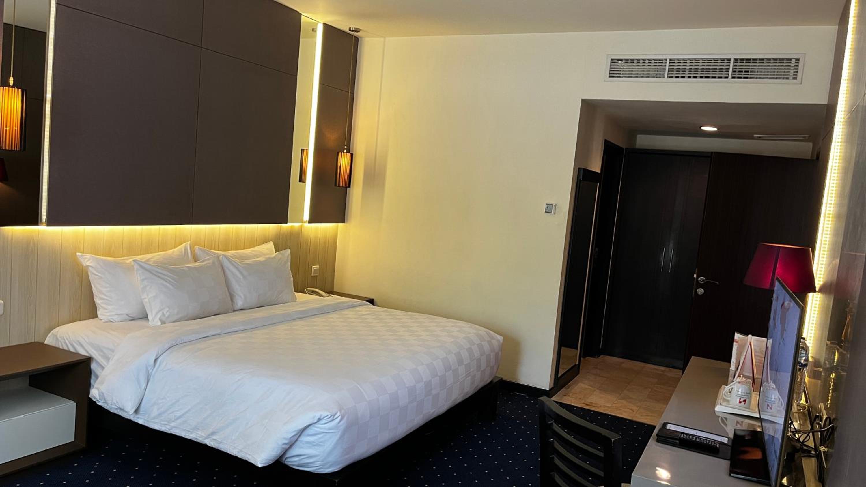 Executive Suite Villa - Photo 8