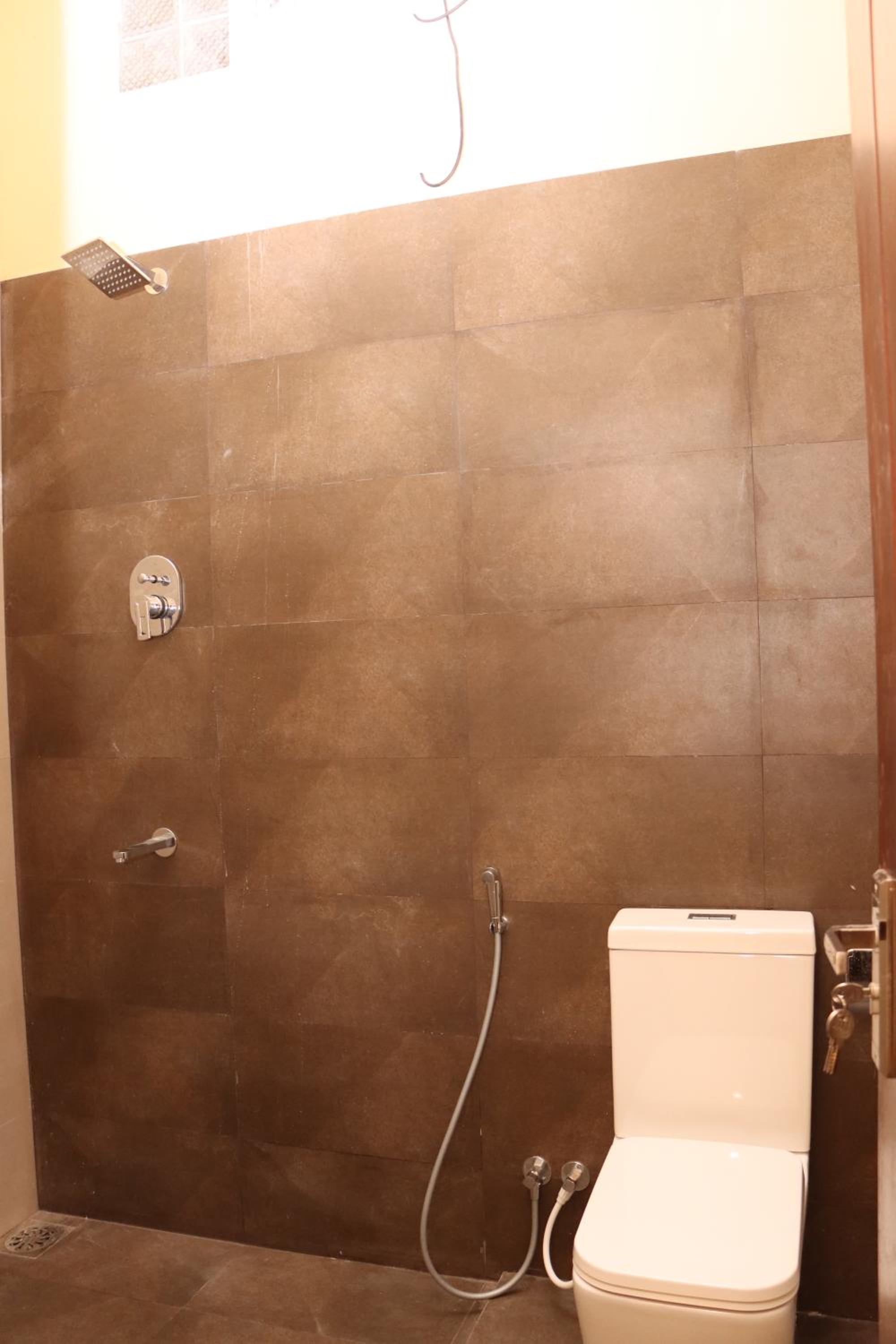 Deluxe Family Suite - Photo 22