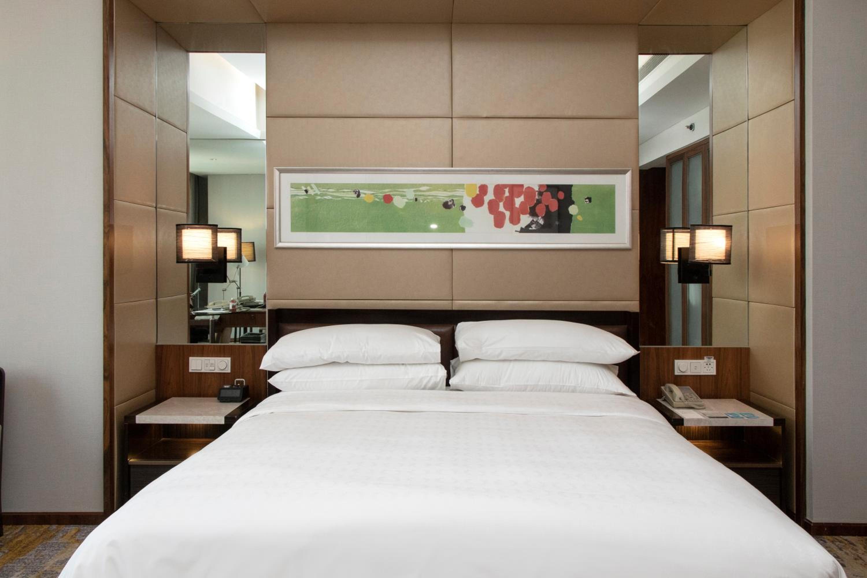 Premier Room King