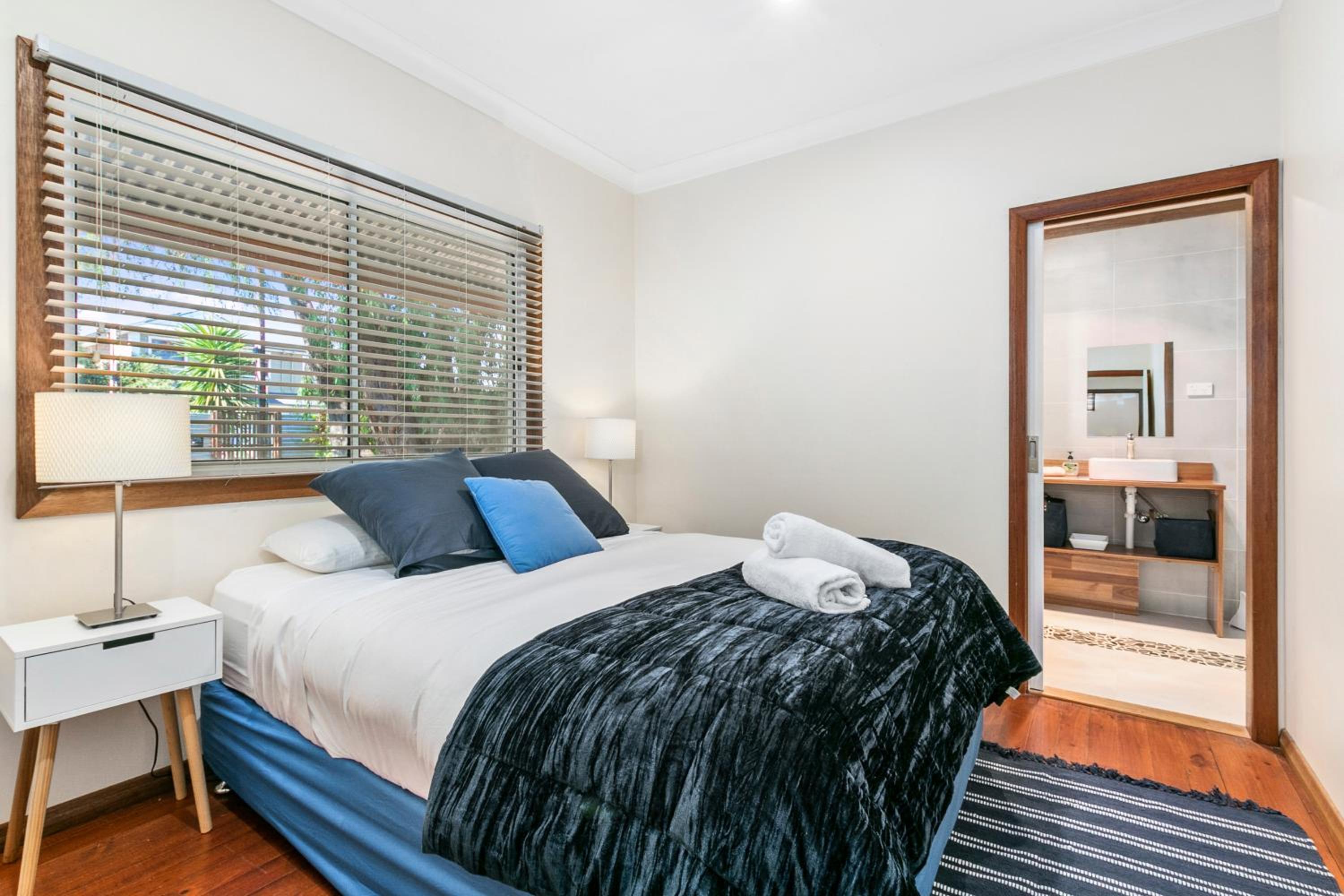 Three-Bedroom House photo 1