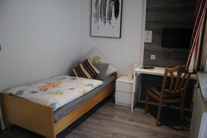 Single Room with Balcony photo 1