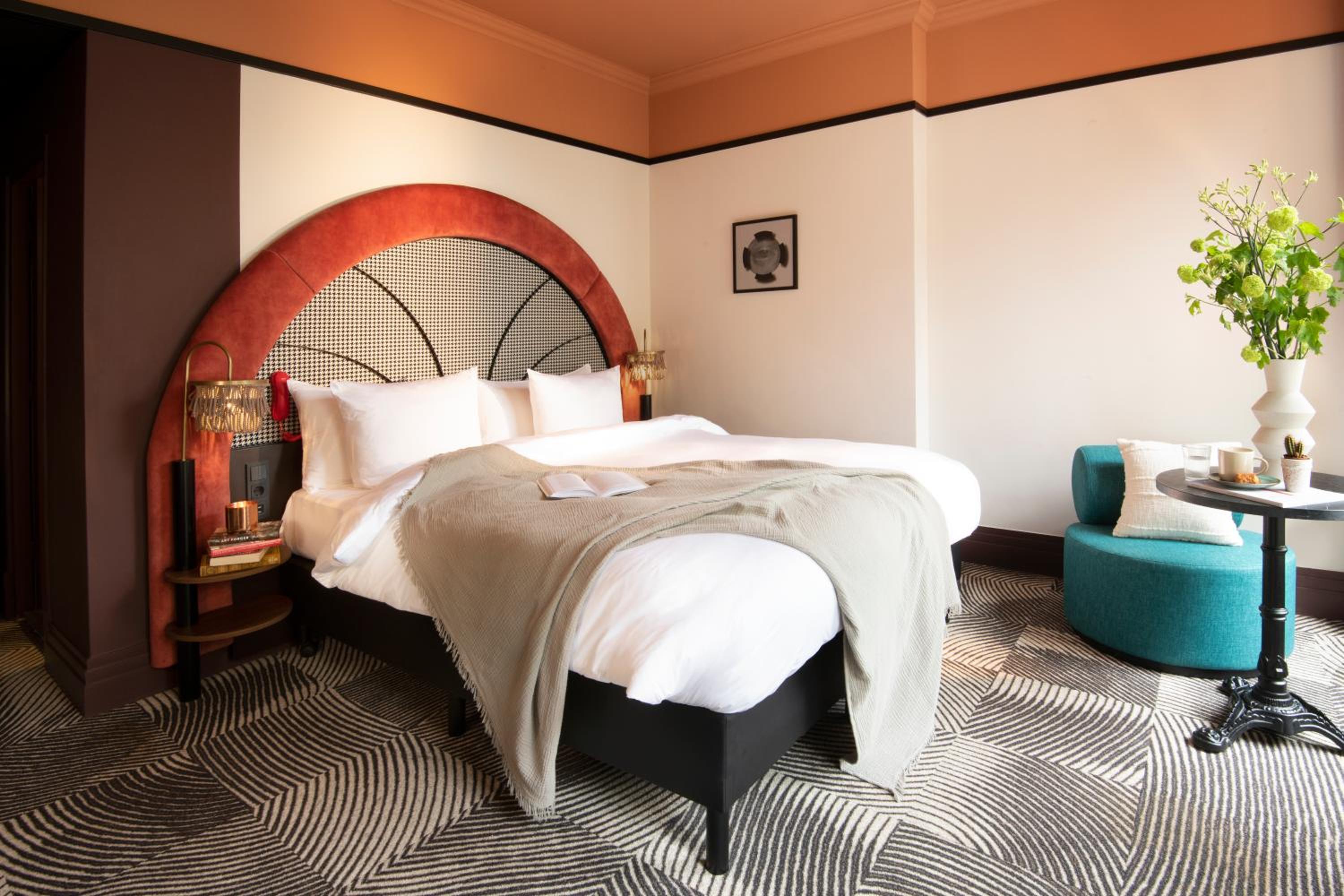 Medium Room 1 Double Bed