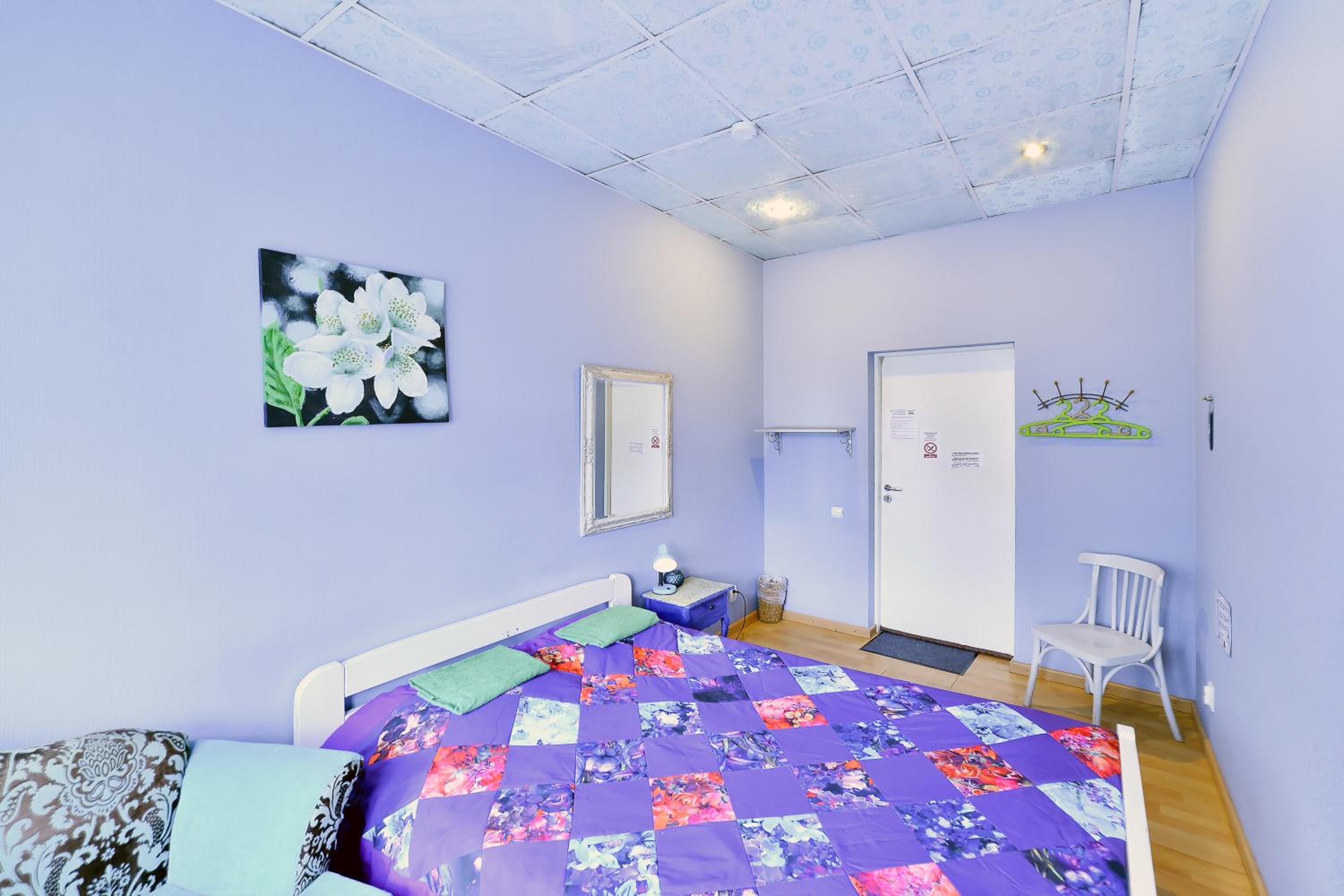Single Room with Shared Bathroom photo 3