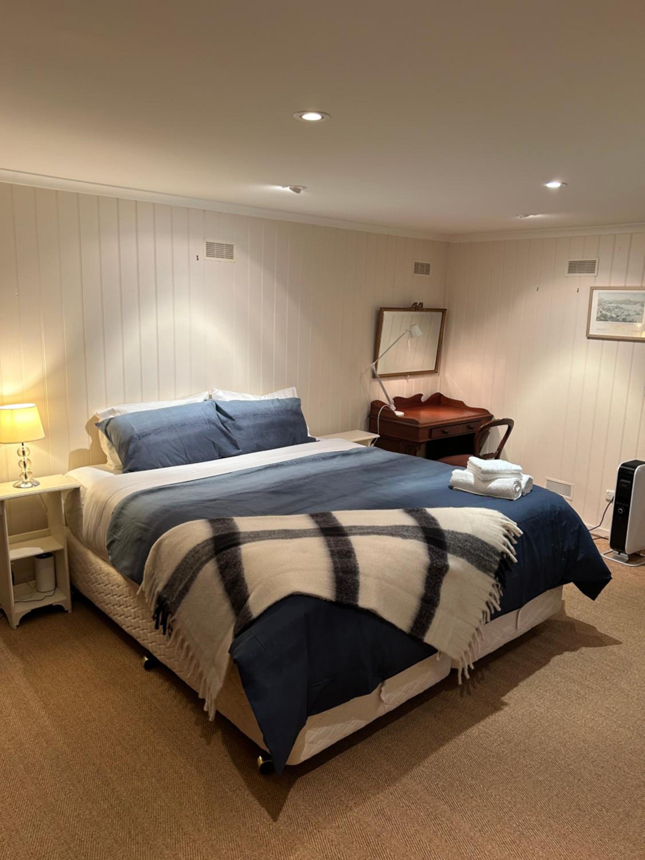 Triple Room With Private Bathroom photo 3