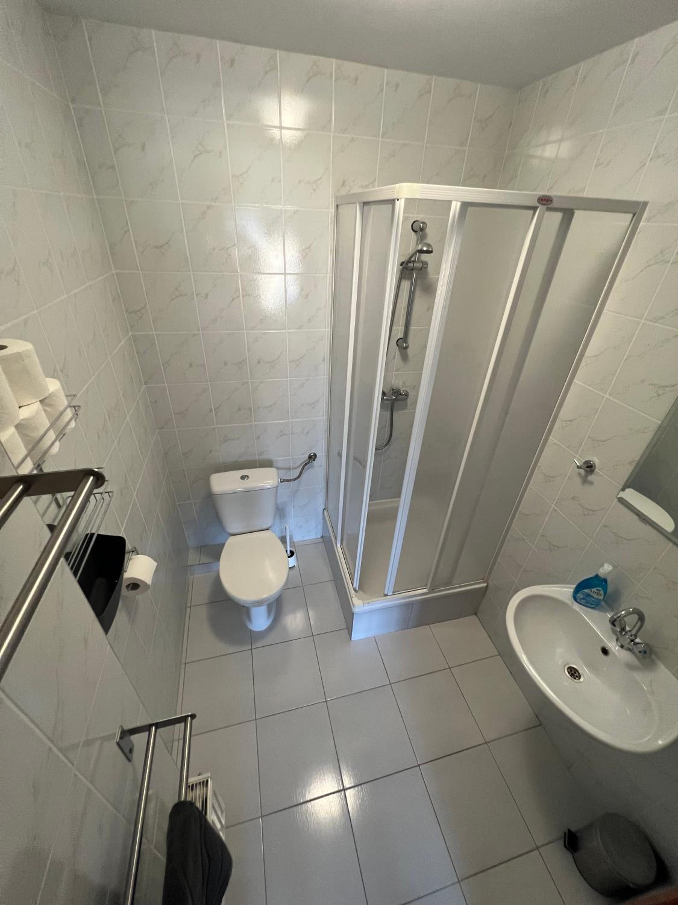 (12) Triple Room with Balcony and Private External Bathroom photo 3