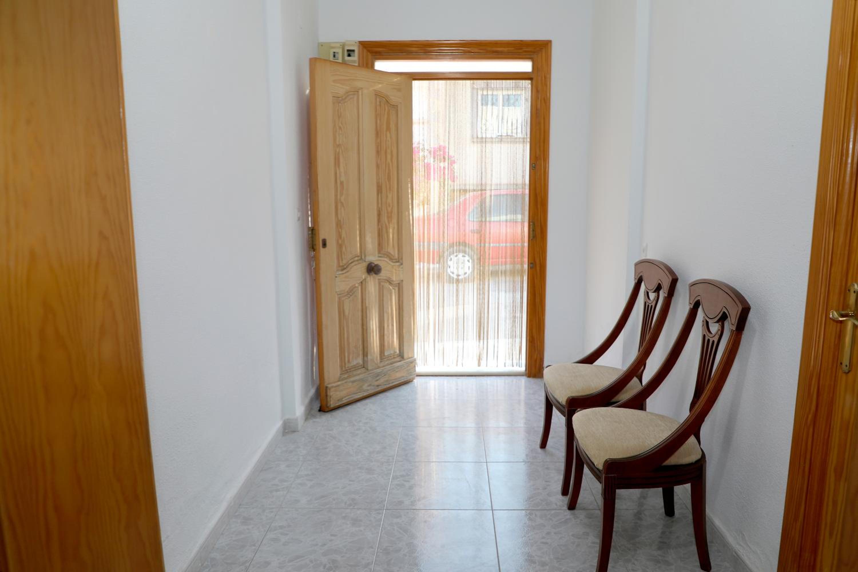 Casa adosada de tres habitaciones